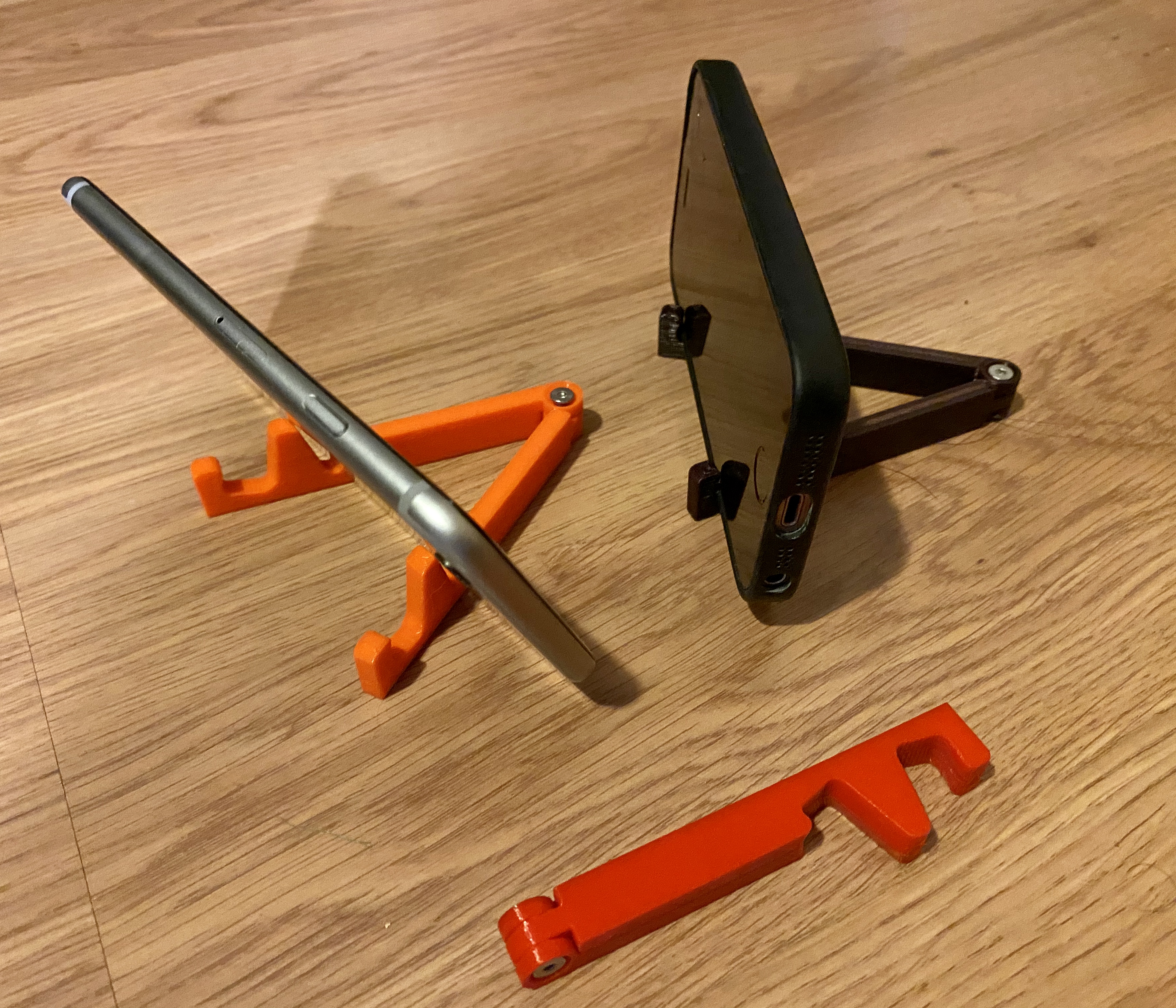 Portable phone stand
