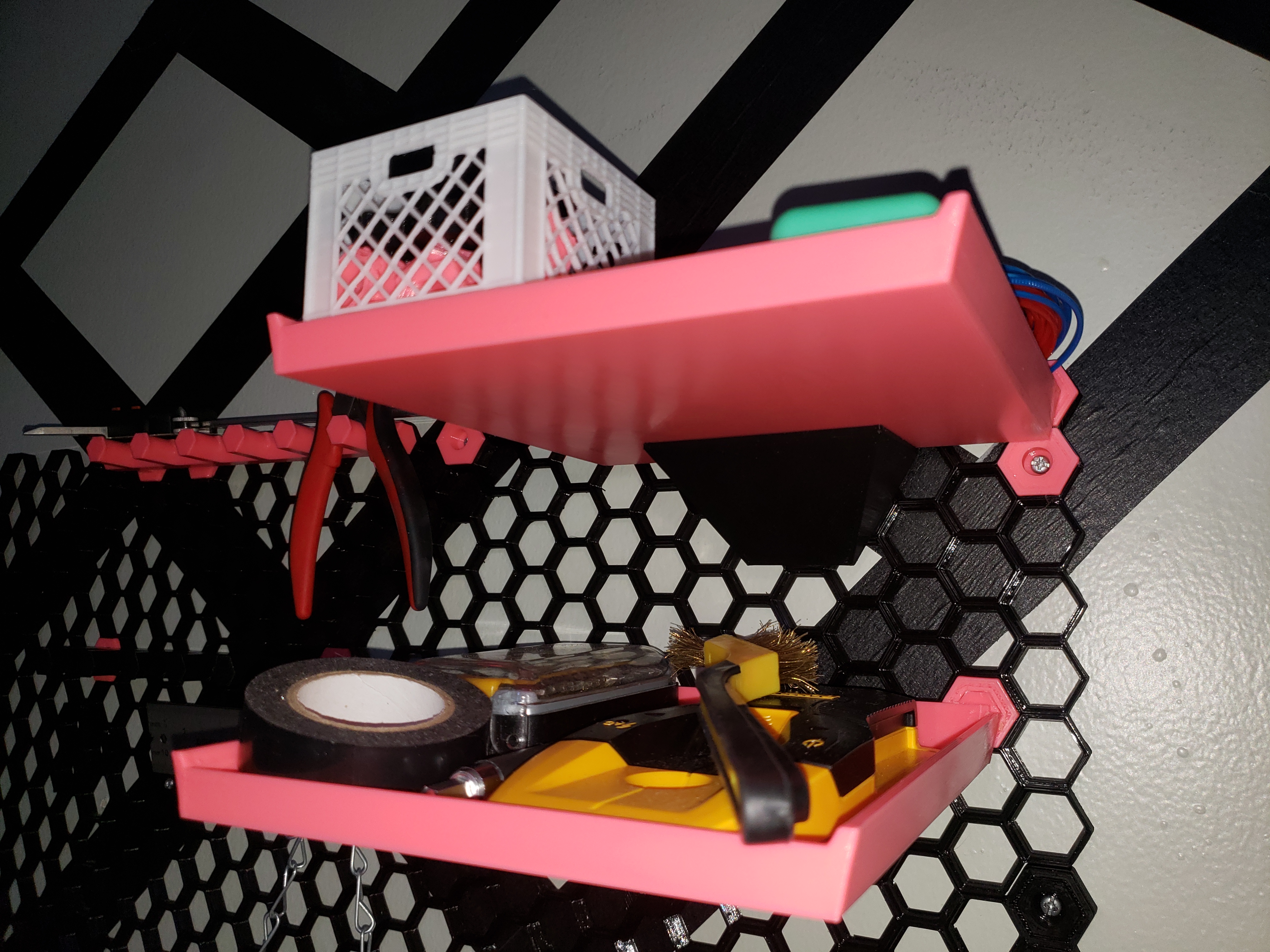 Big shelf for hexagon shelf system