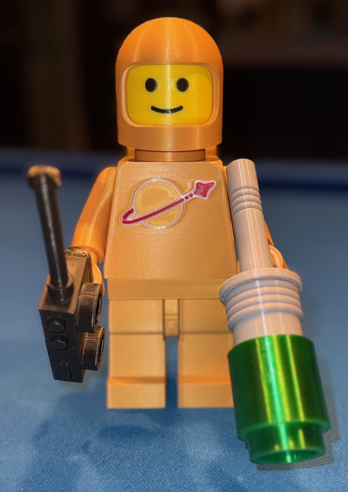 Classic Space Brick MegaFigure (5:1 Scale, Updated) — miniatura 4