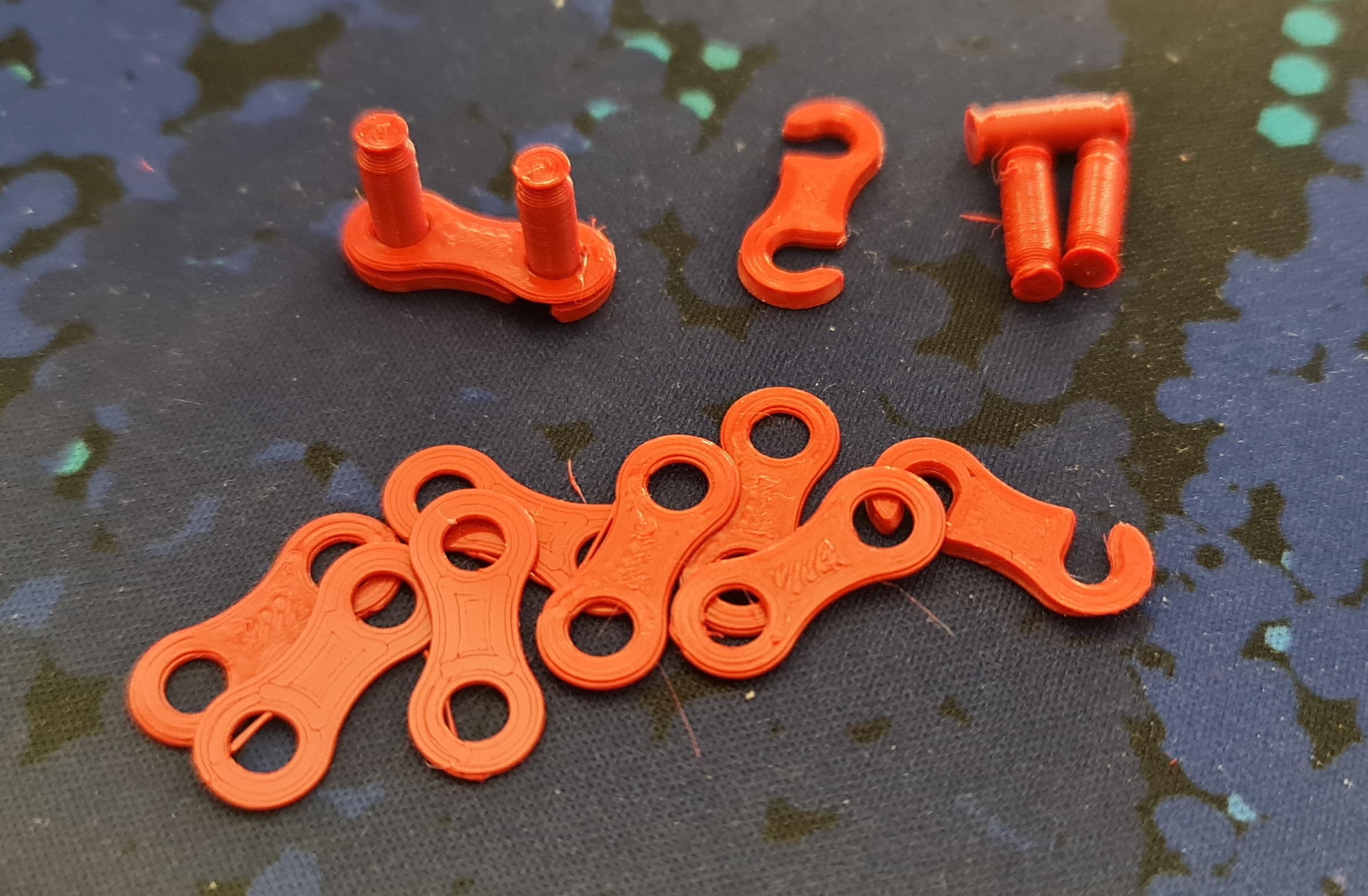 Chain Drive with Sprockets by Gökhan Karabulut Download free STL