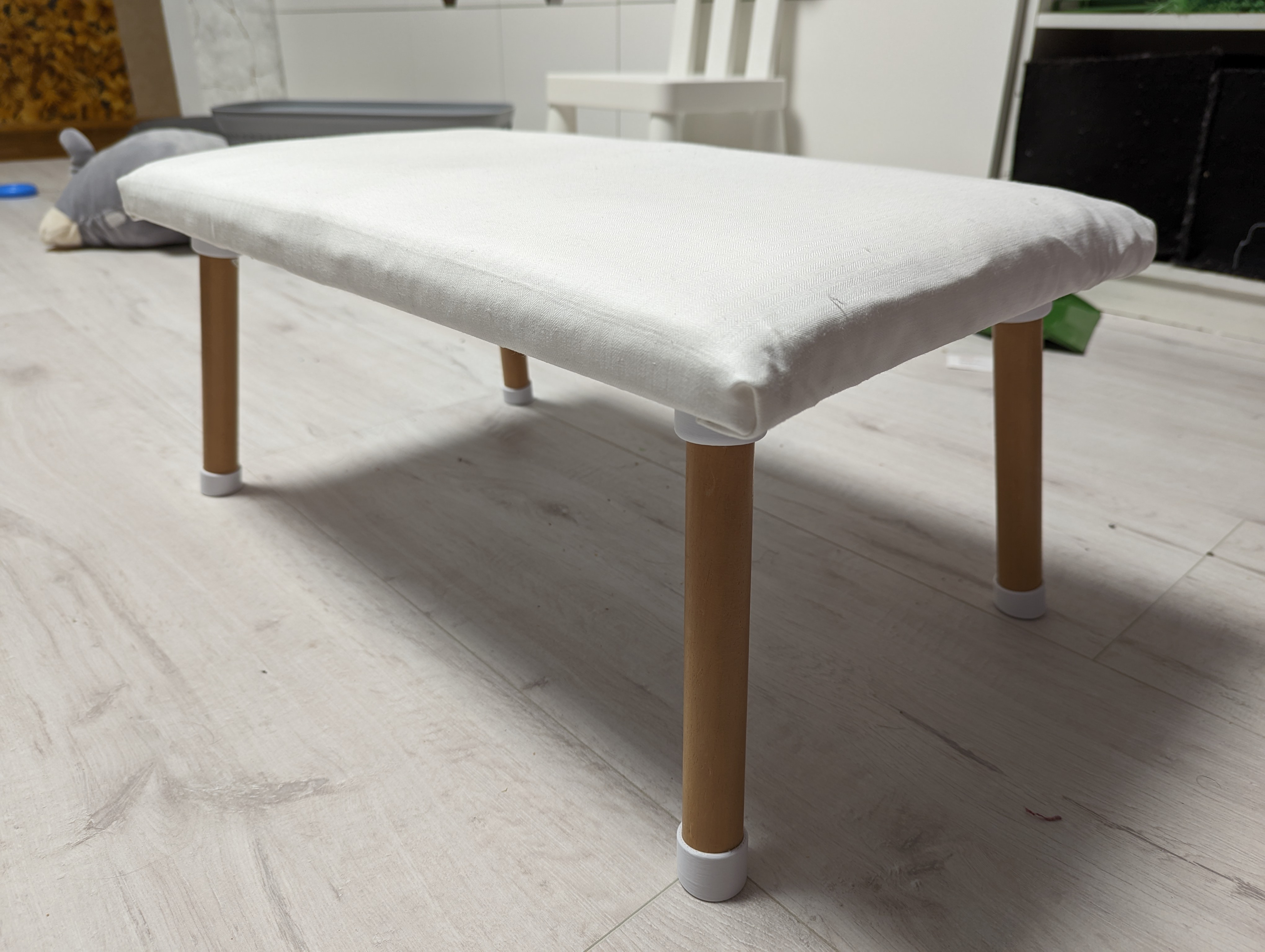 Upcycle bench with 3D printable connections