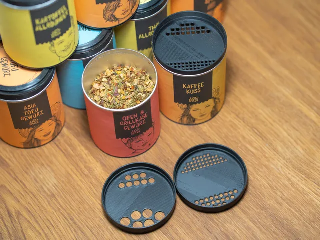 Just Spices shaker insert