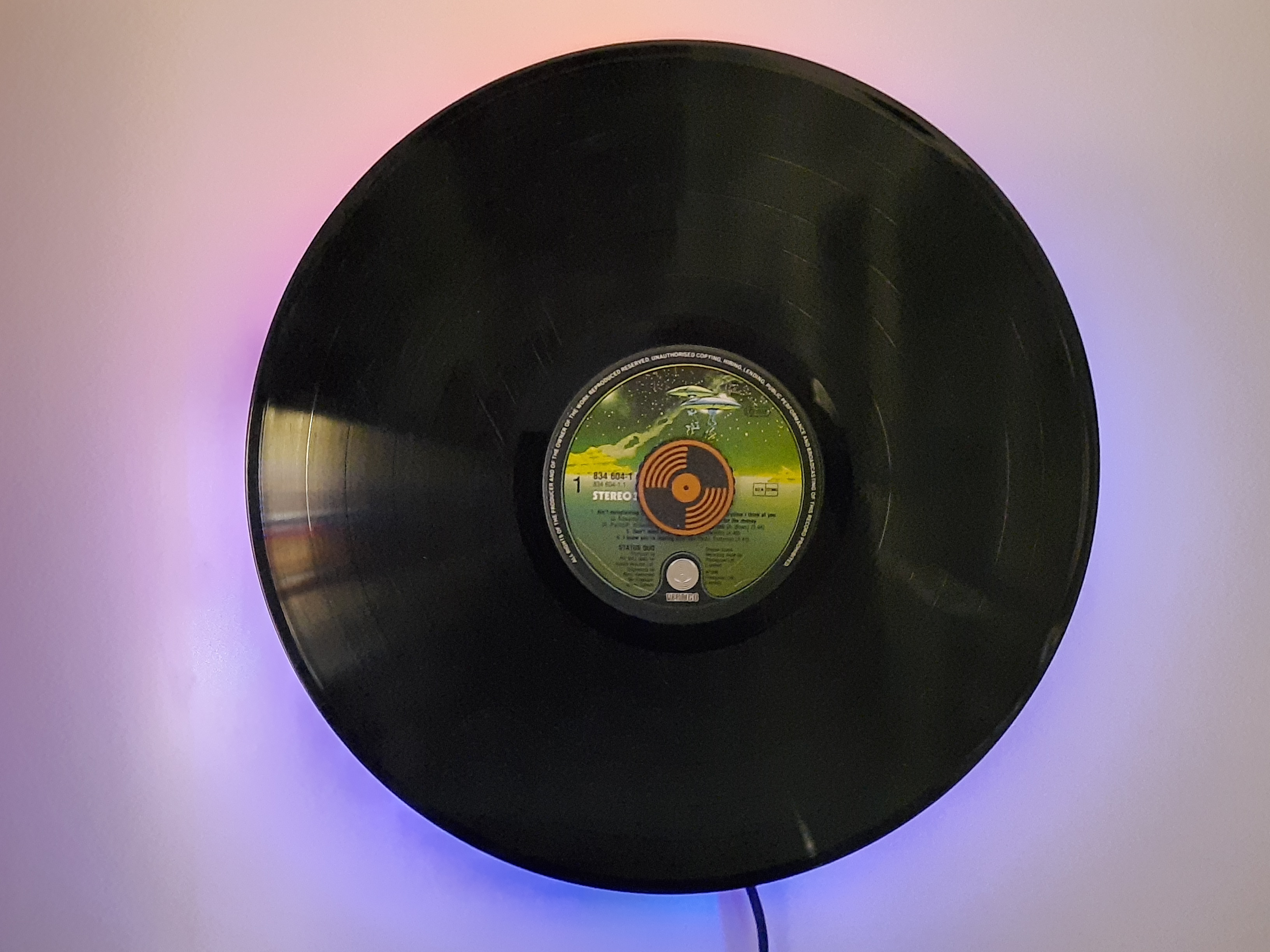 Wall mount for Vinyl with LED Strip