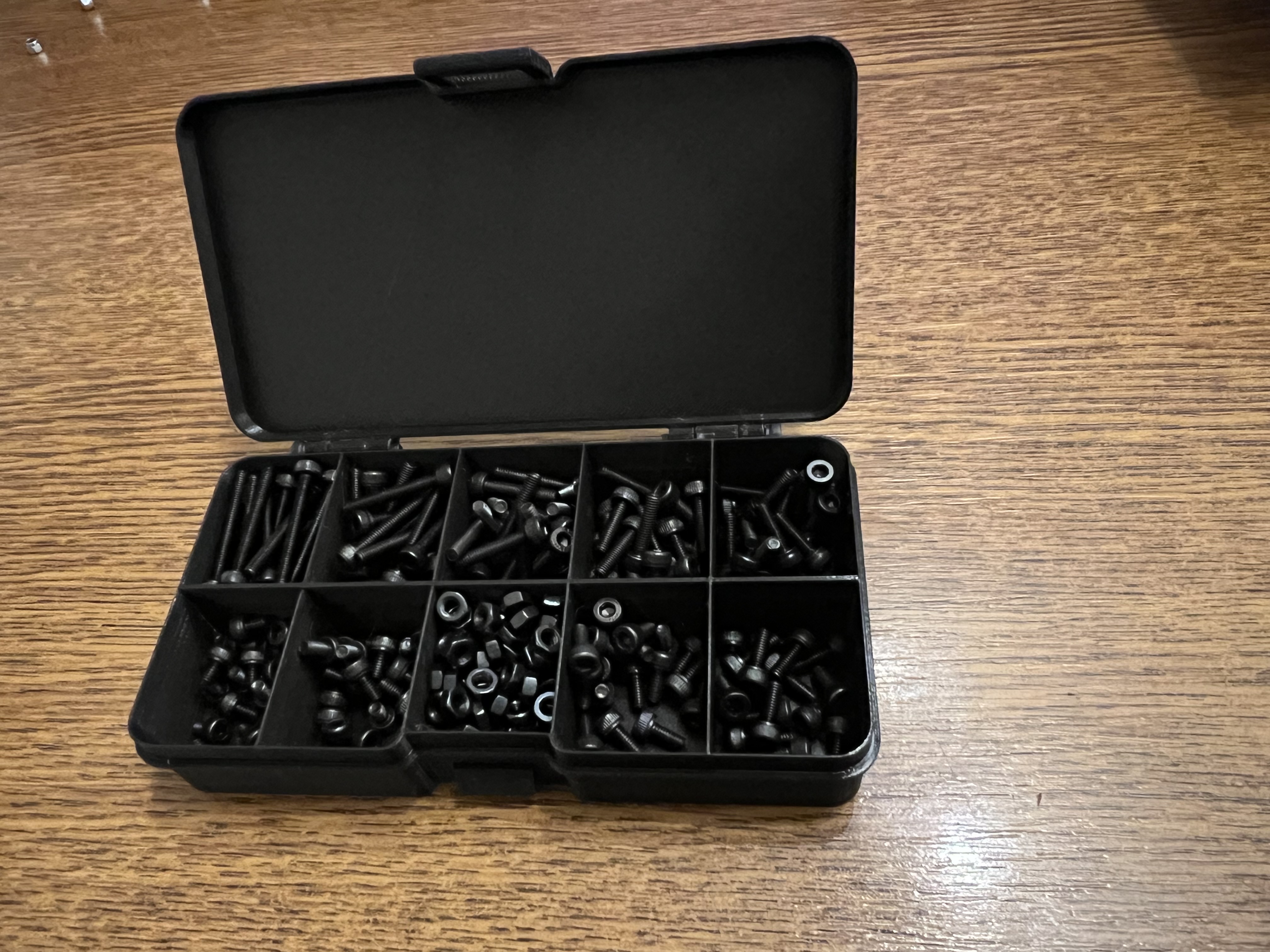 Miniatura 3 do modelo 3D Screw box