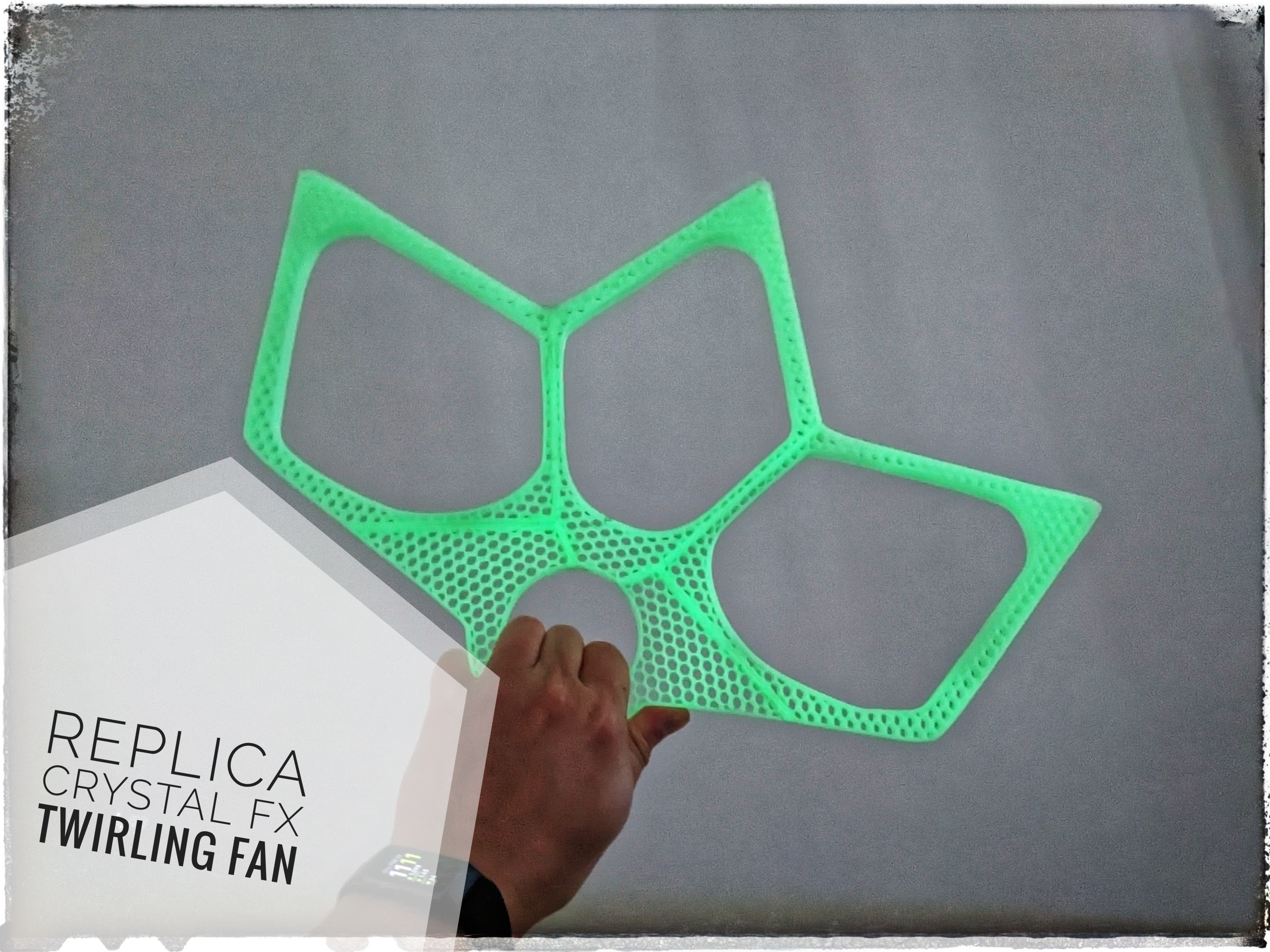 Replica Crystals FX Twirling Fan