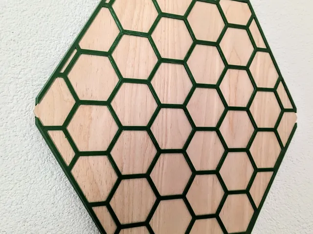 Hexagon wall art with multiplex and 3d printed honycomb