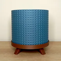 "STELLA" planter on legs