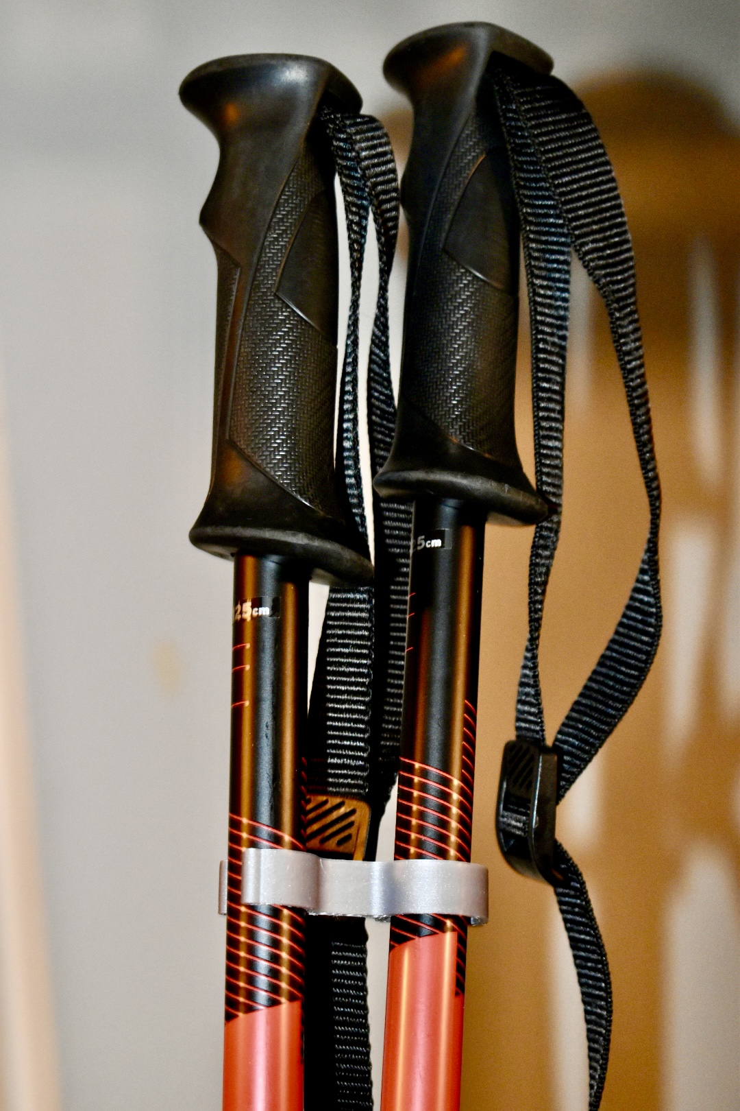 Miniatura 2 do modelo 3D Ski Poles Clip