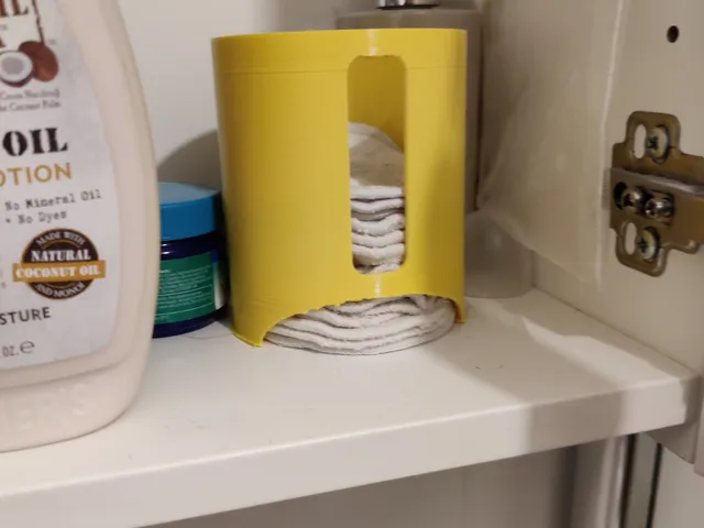 Face wipe holder