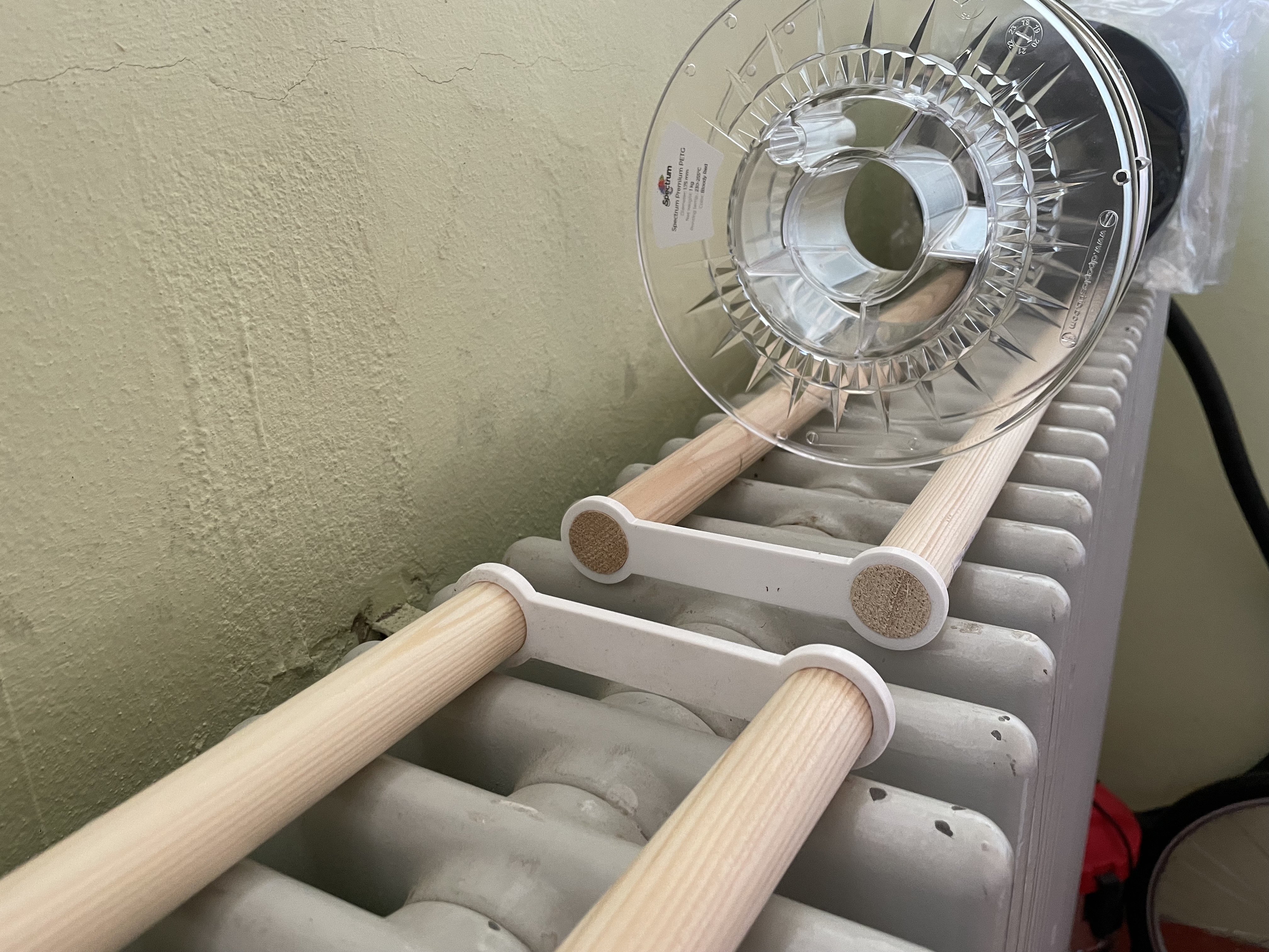 Spool shelf