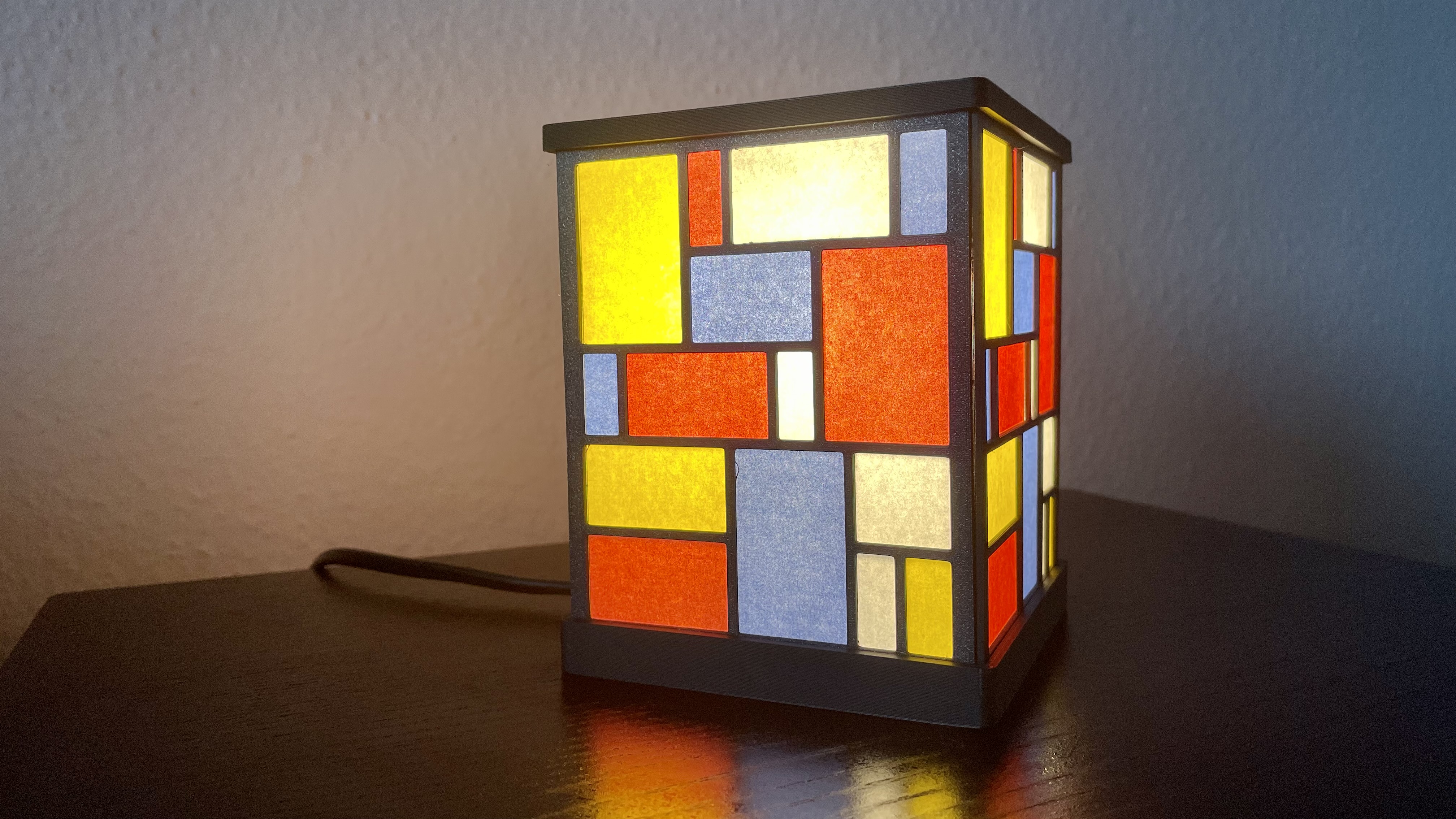 Mondrian Lamp with paper panes and mains voltage