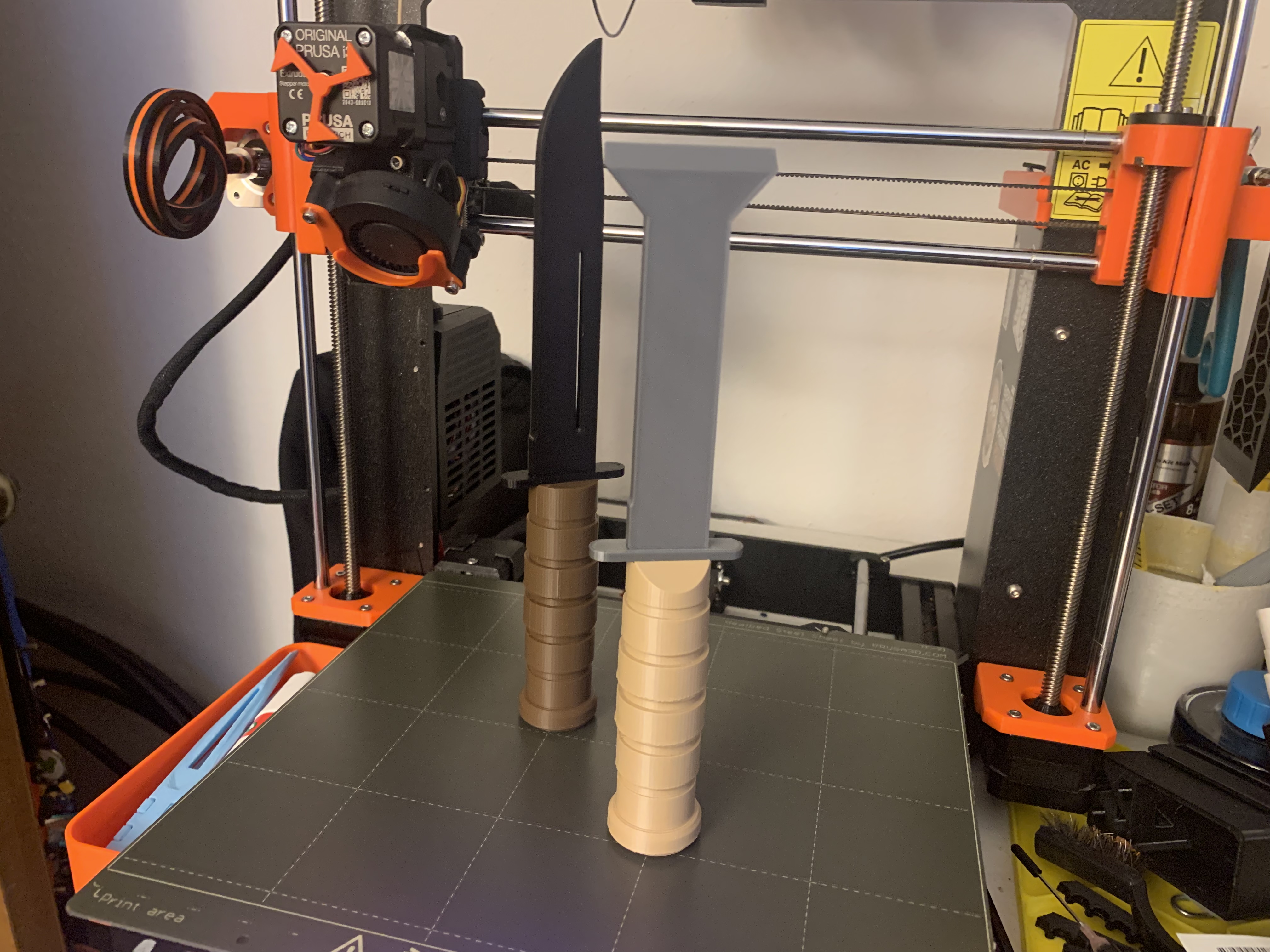Miniatura 2 do modelo 3D KA-BAR Bed Scraping Tool