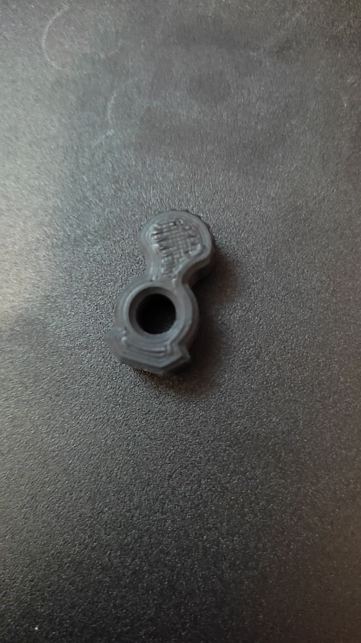 Miniatura 3 do modelo 3D three position fidget toggle