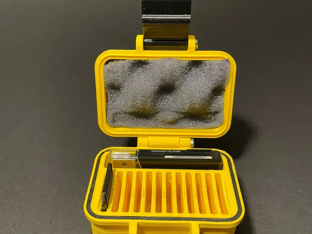 Rugged SD-Card Case