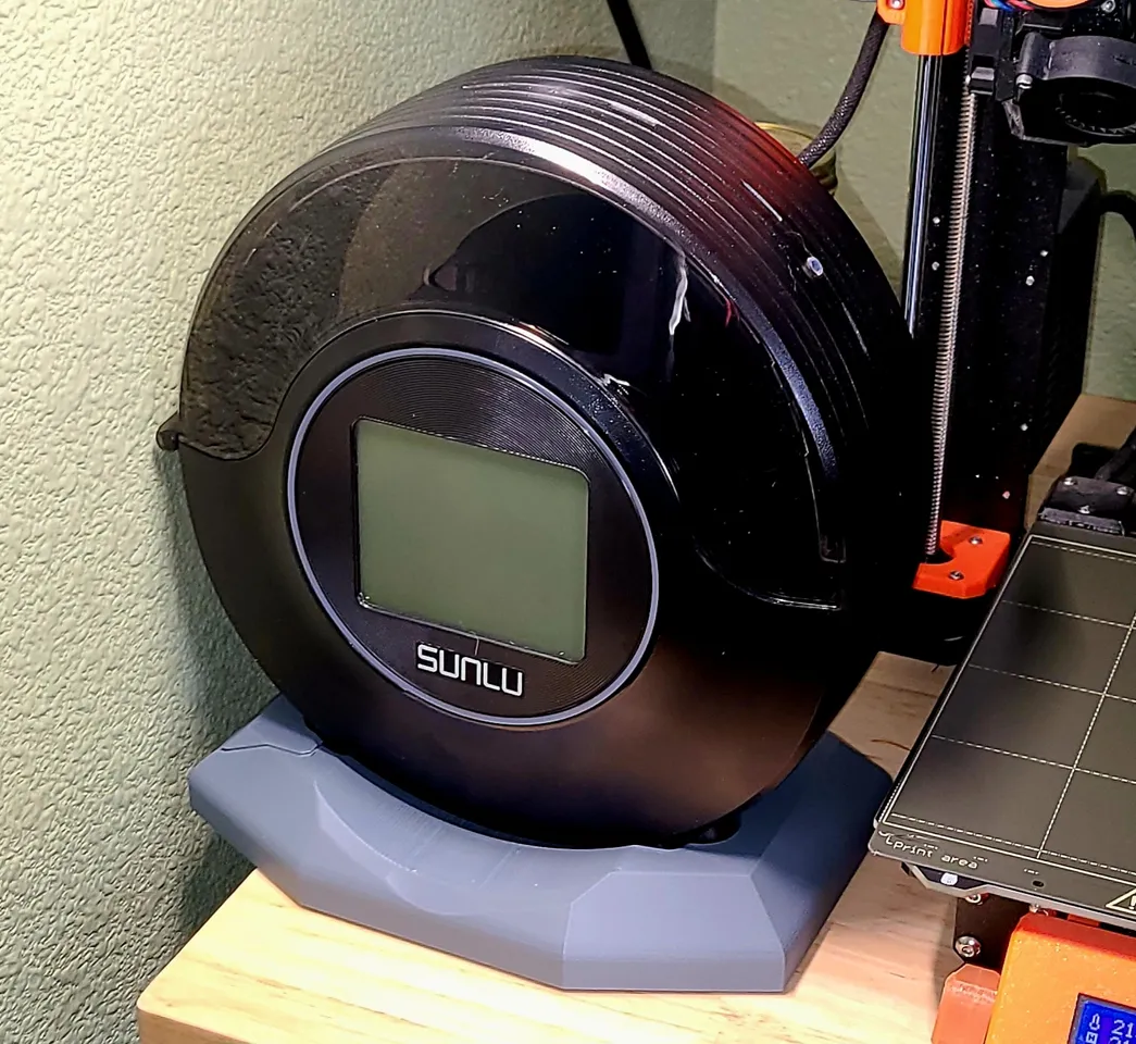 Sturdy base for SUNLU S2 Filament Dryer Box by Matt Boyer, Download free  STL model