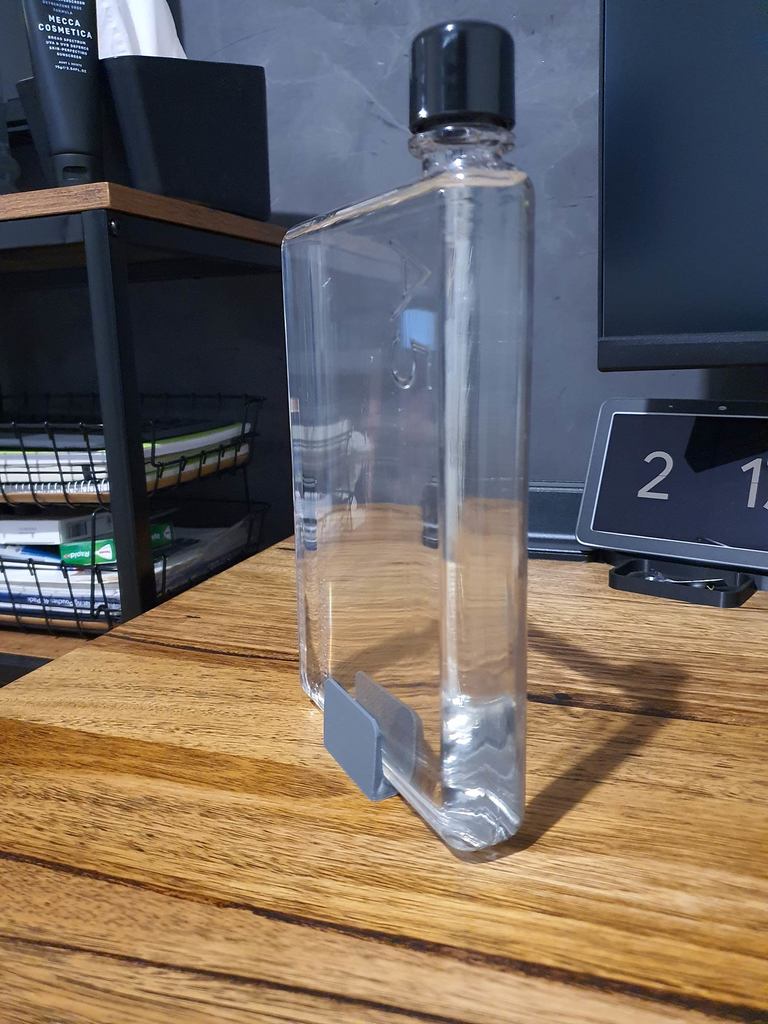 Memobottle A5 Vertical Stand by Vishal Tandon Download free STL model