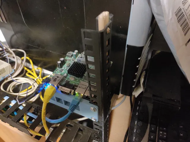 4U rack rail