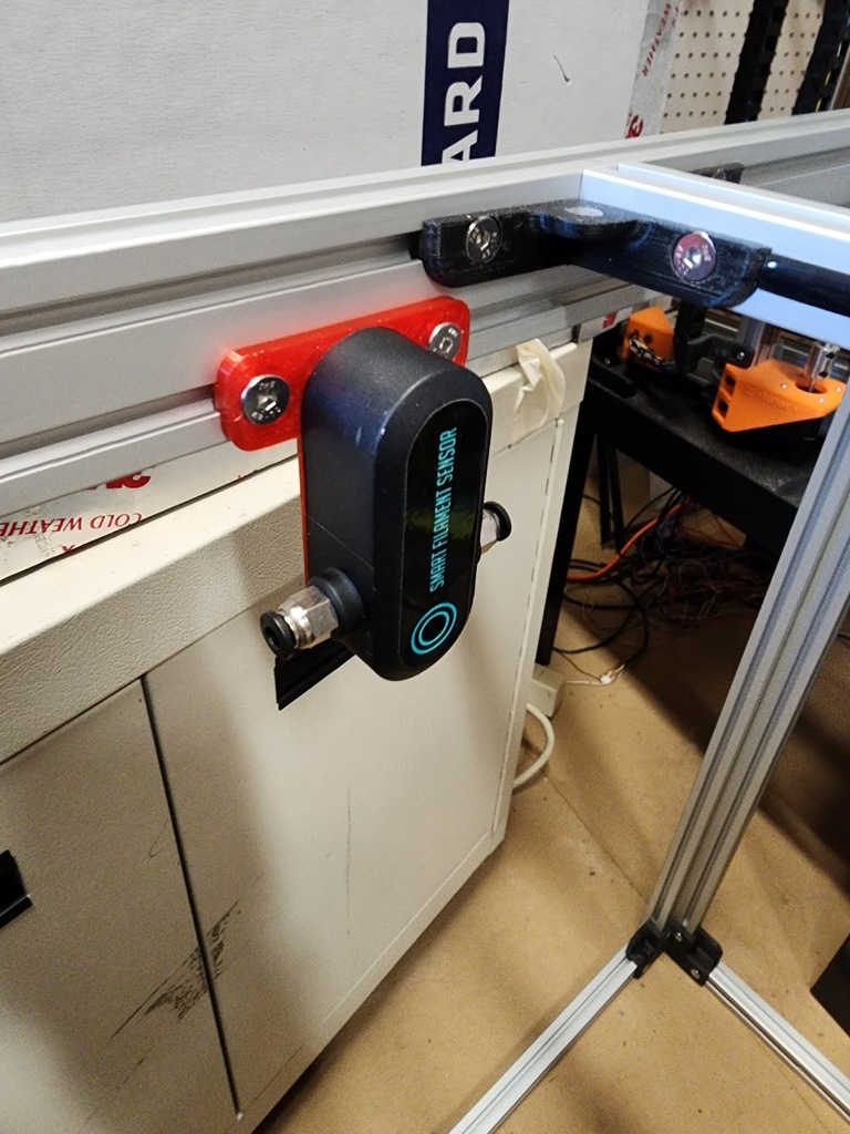 Btt bigtreetech smart filament runout sensor 2020 extrusion t mount by