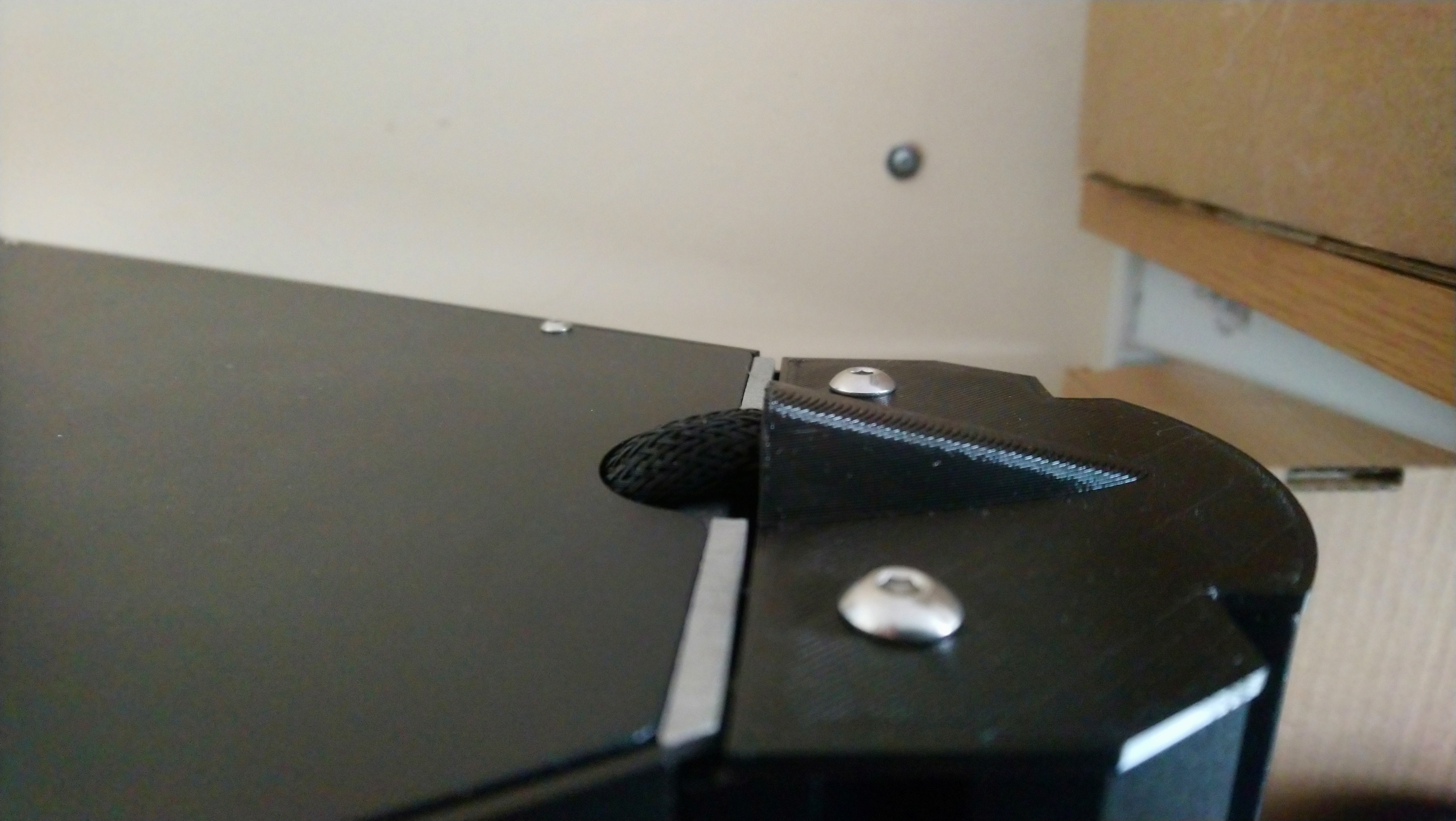 V400 extrusion cover