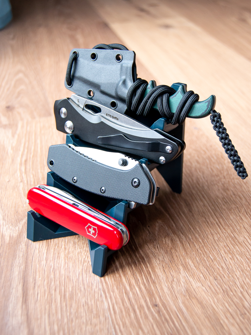 Miniatura 3 do modelo 3D Display knife stand