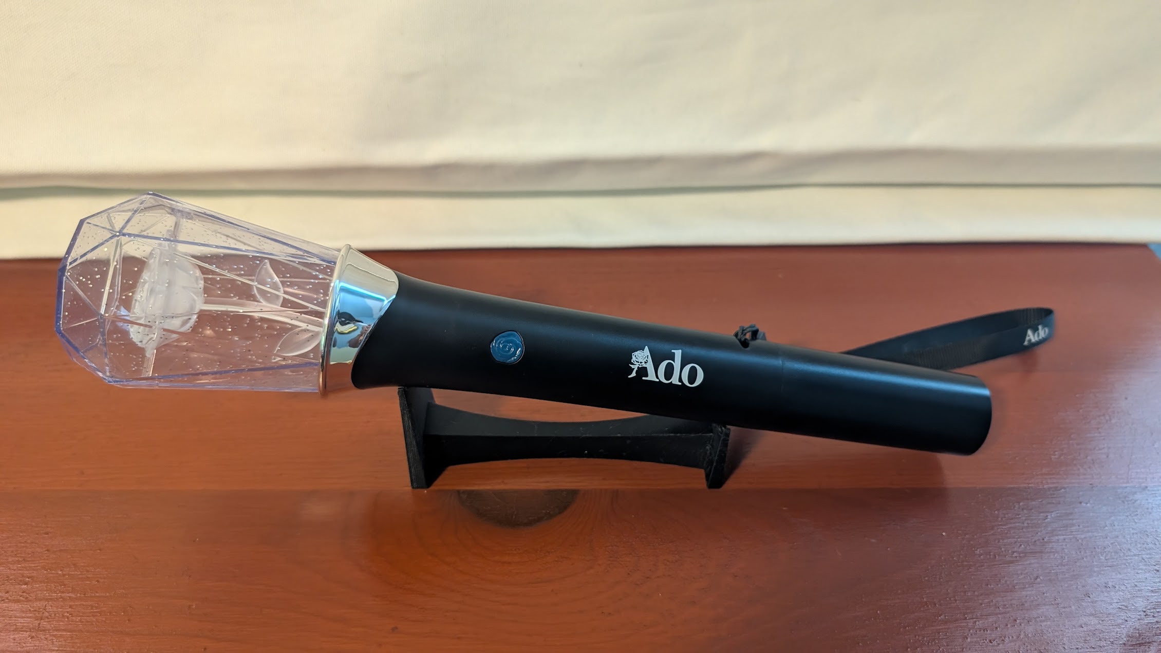 Ado Lightstick Stand