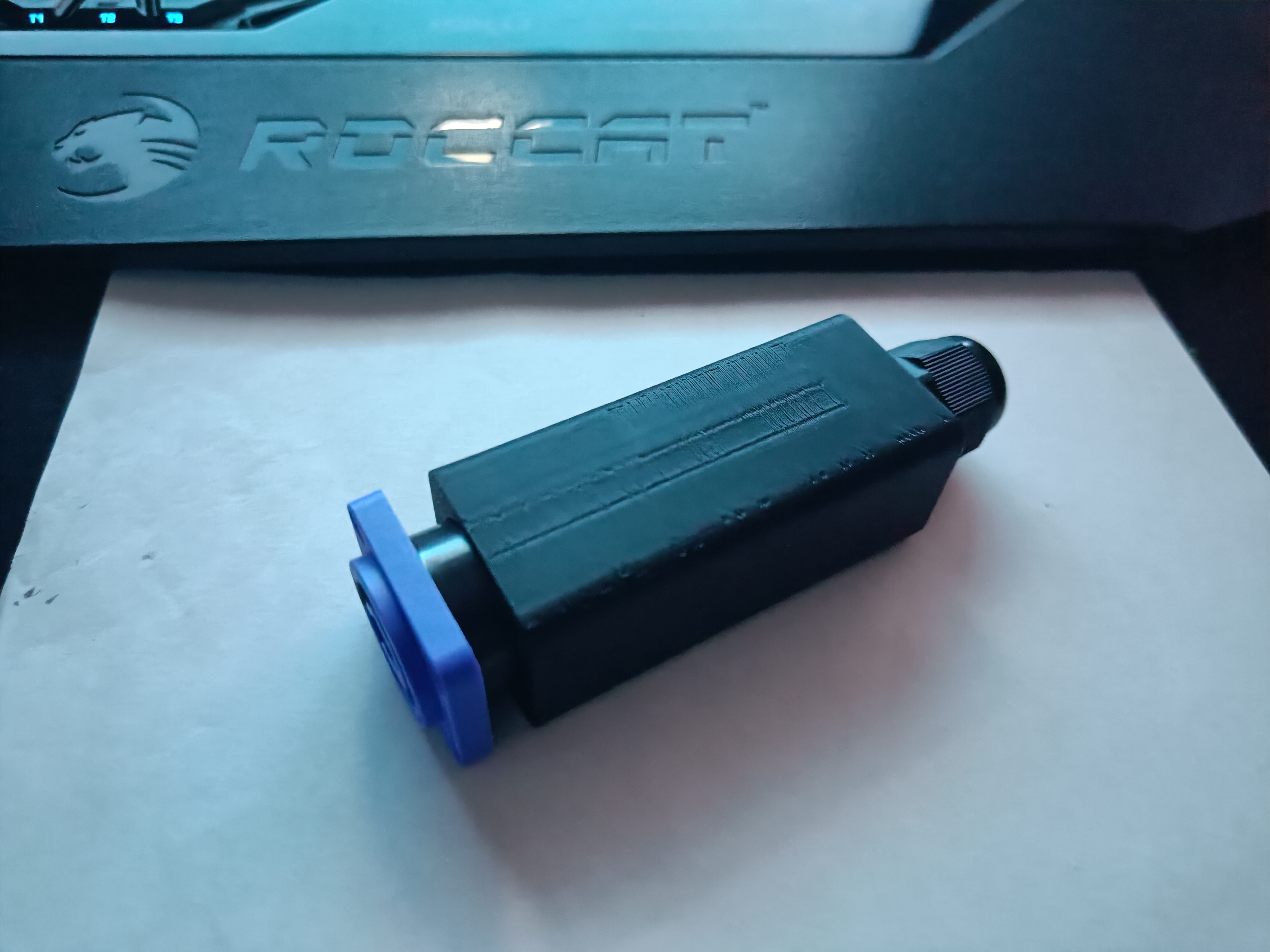 Neutrik D-Typ cable gland PG9
