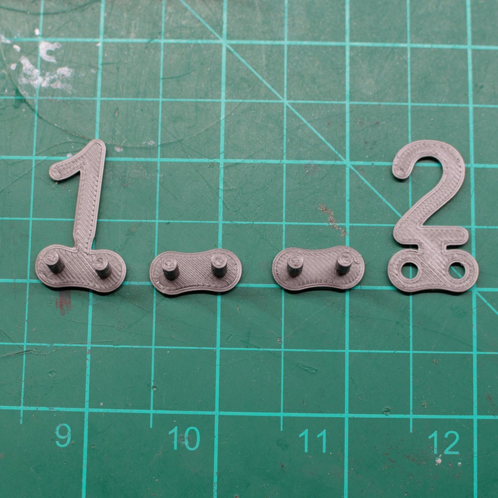 Miniatura 12 do modelo 3D Chain Clock