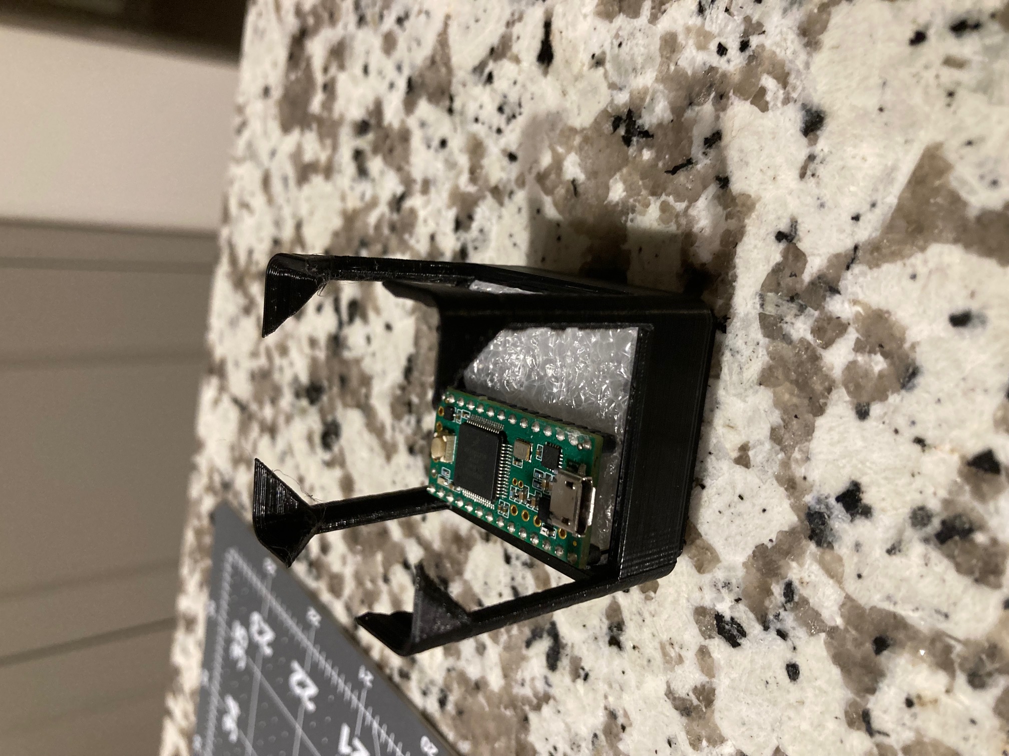Gridfinity stackable foam bed for electronic componets 3D model thumbnail