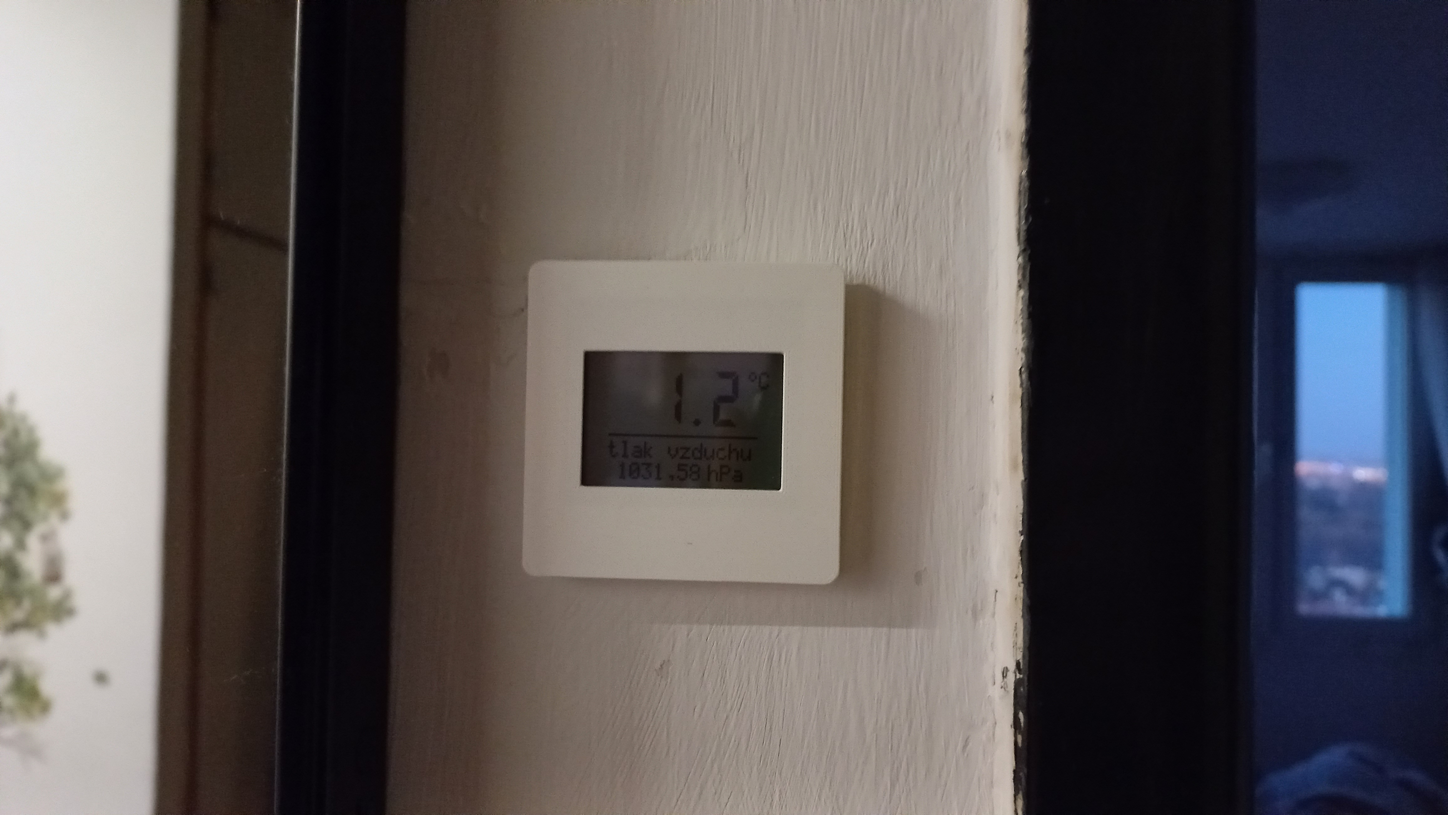 Frame for 5110 display modules