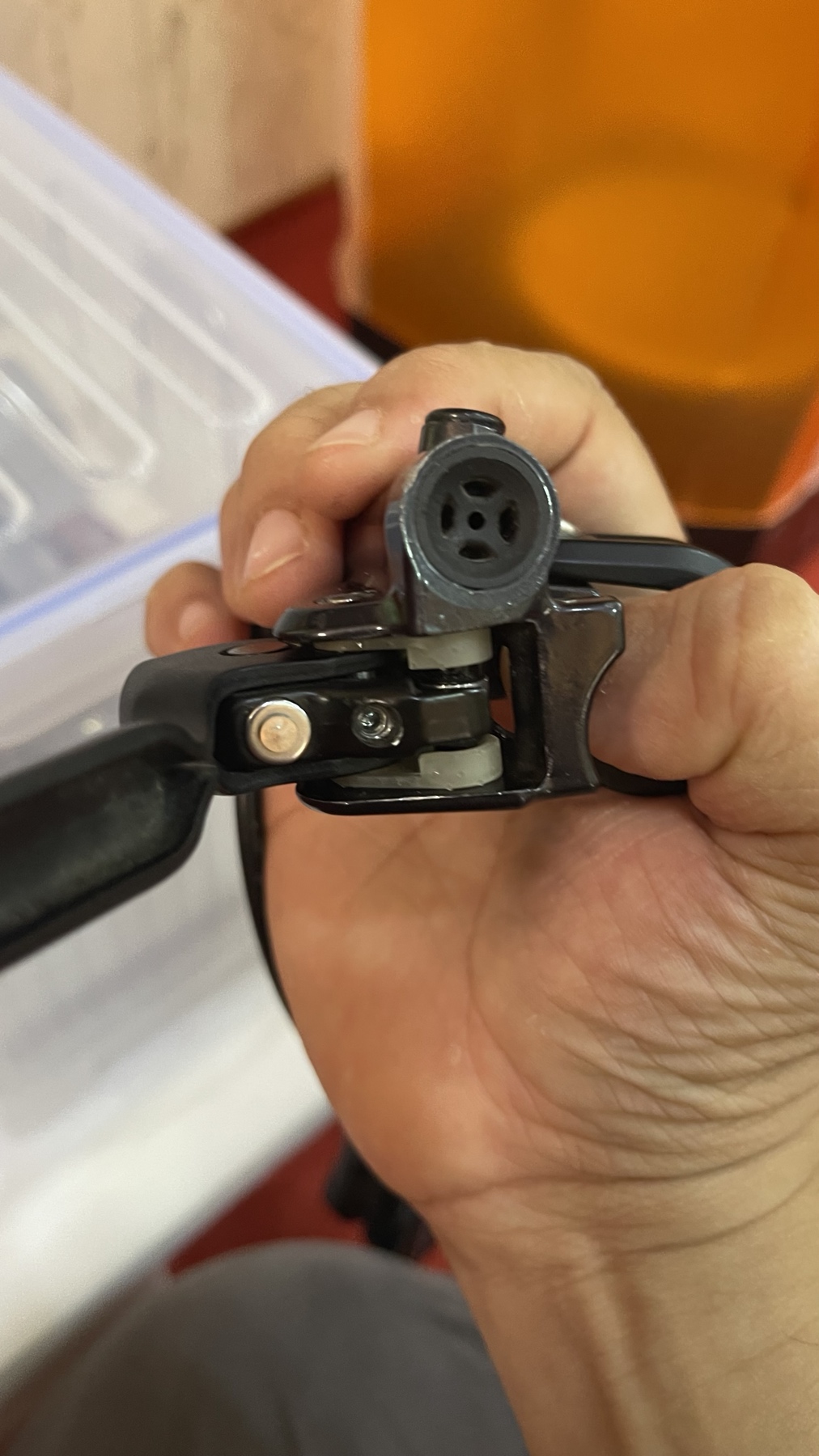 SHIMANO Deore BRM6100 brake level piston guide by PSAung Download