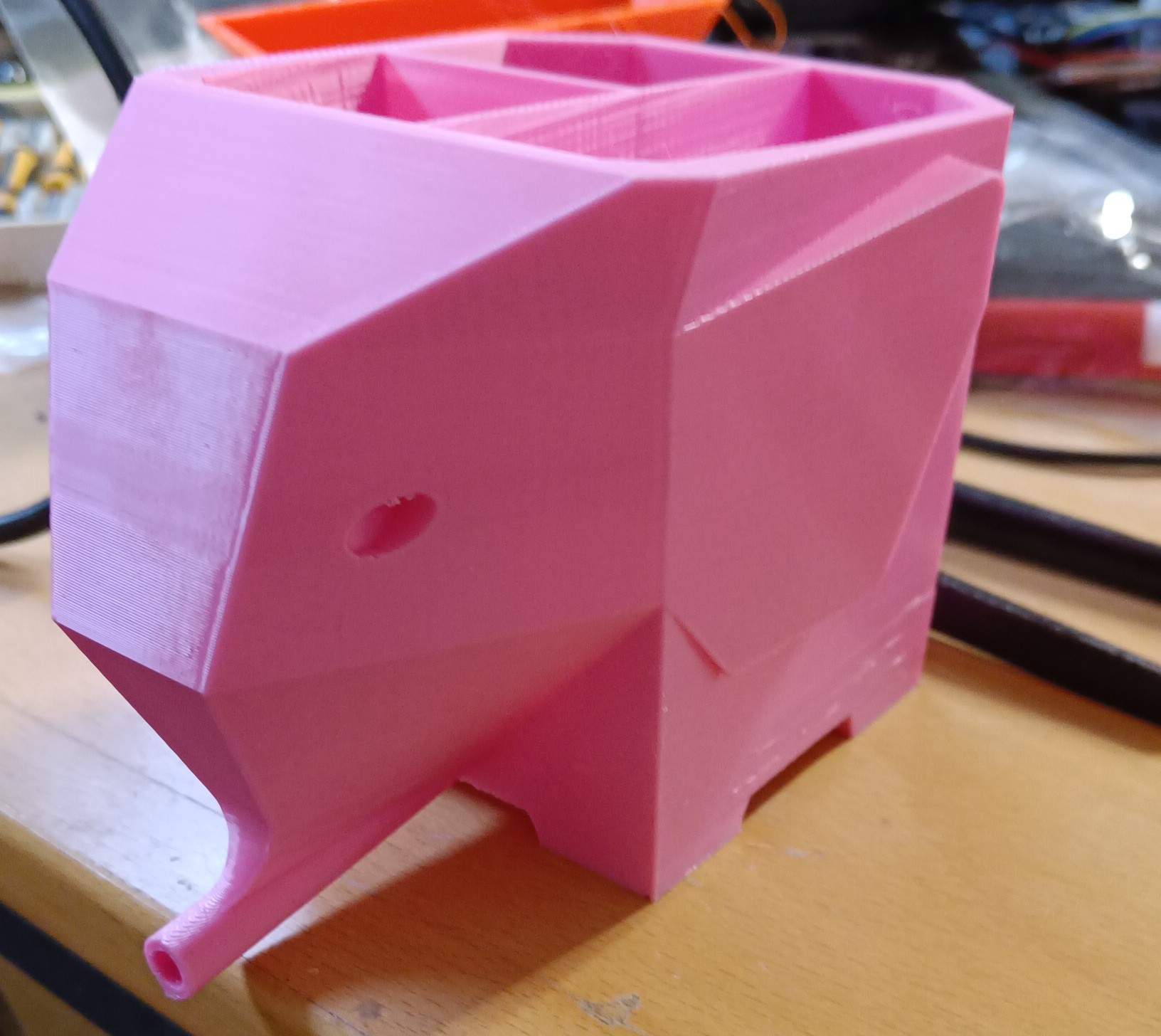 Elephant Dish brush stand 3D model thumbnail