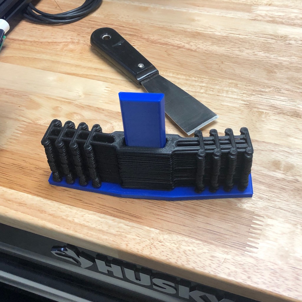 Surgical Mask Strap Stand by Brucien Download free STL model