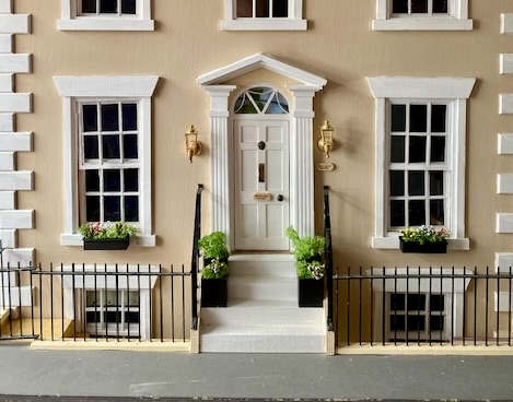 Dolls House Window Box 1:12 scale