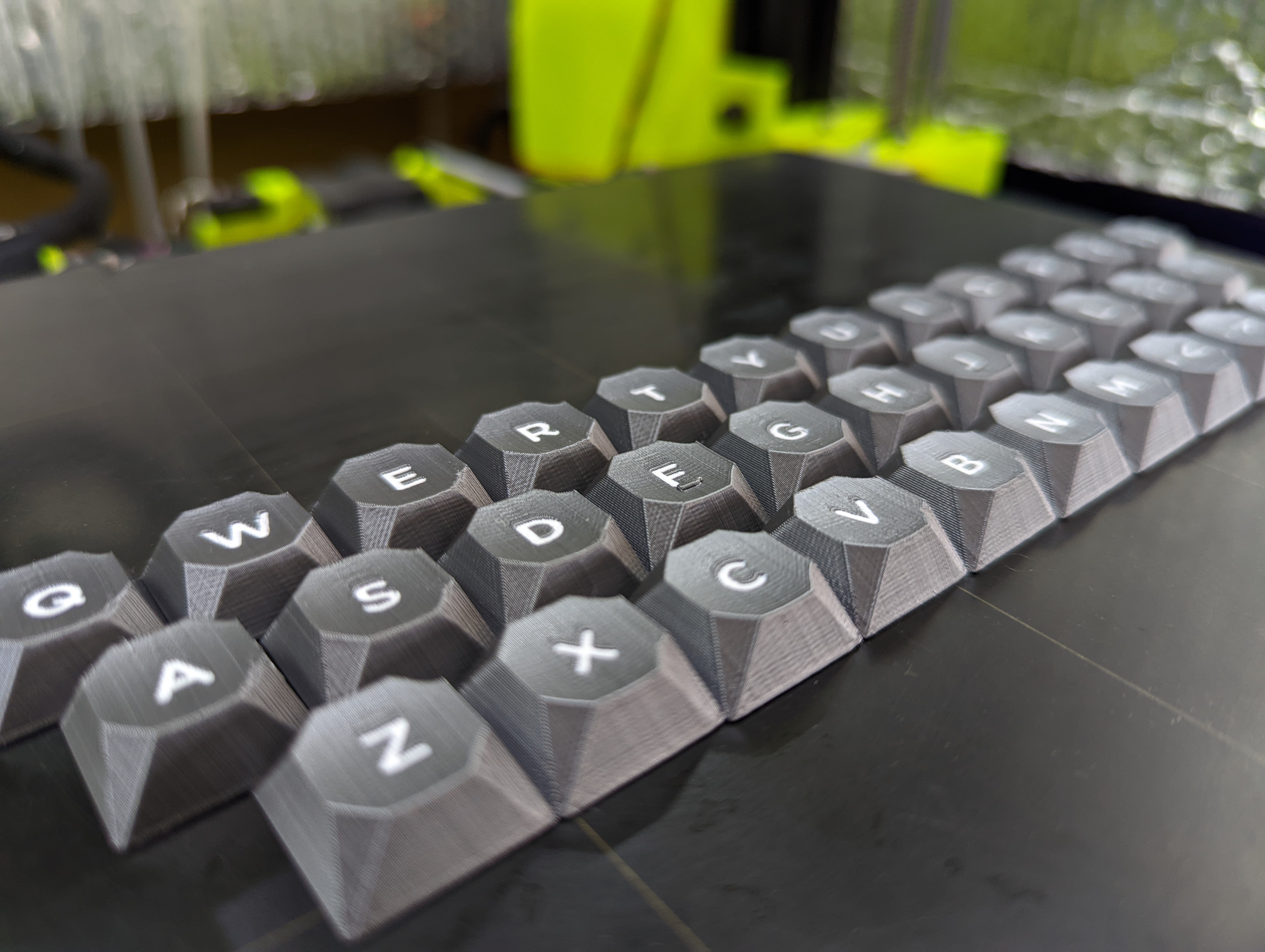 Complete Cherry MX stem keycap set optimized for 3D printing (GEM profile, multi-material)