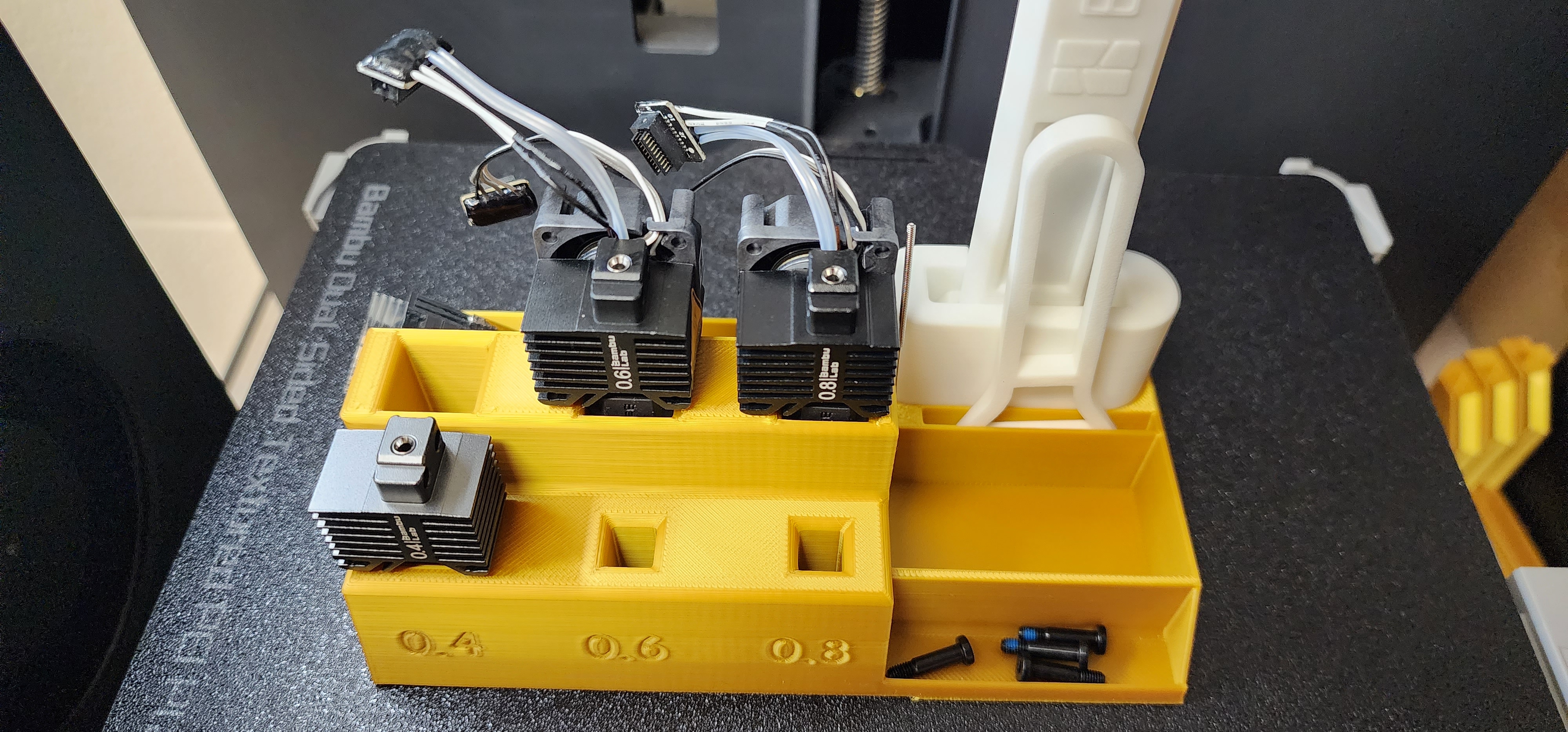 Bambulab X1 / P1P hotend, nozzle, extruder, spare part holder
