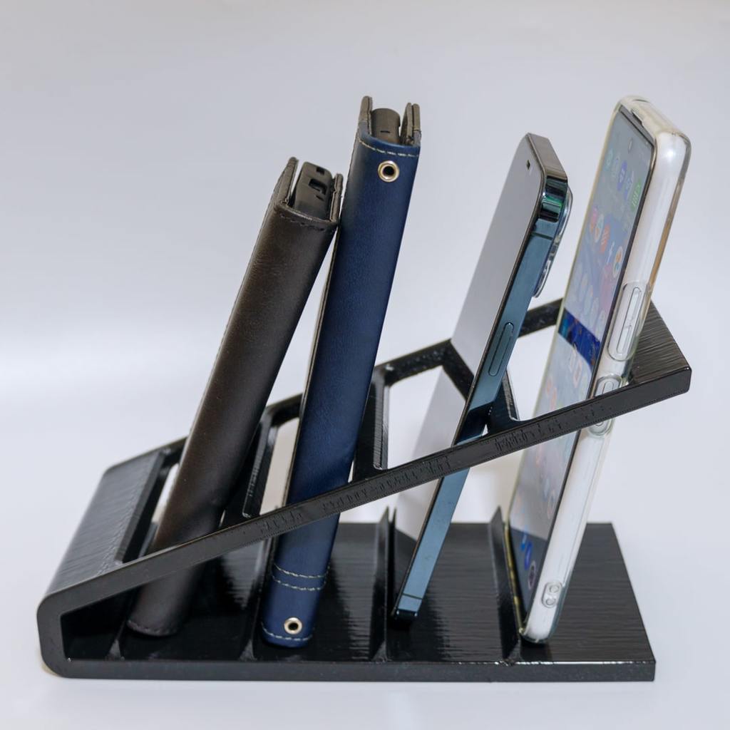 4 Smartphone Stand by Itsumonotakumi Download free STL model