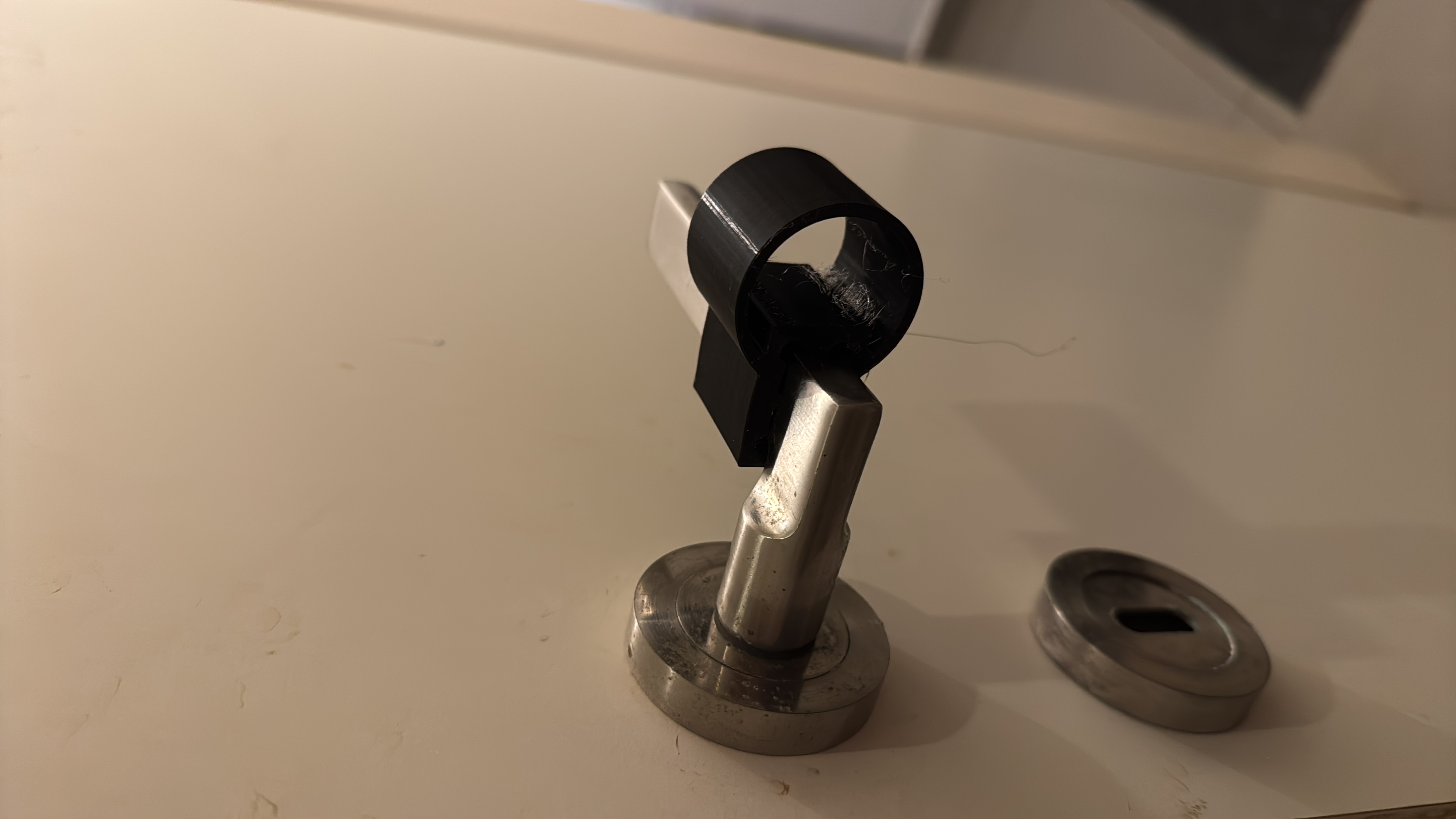 handle stoper