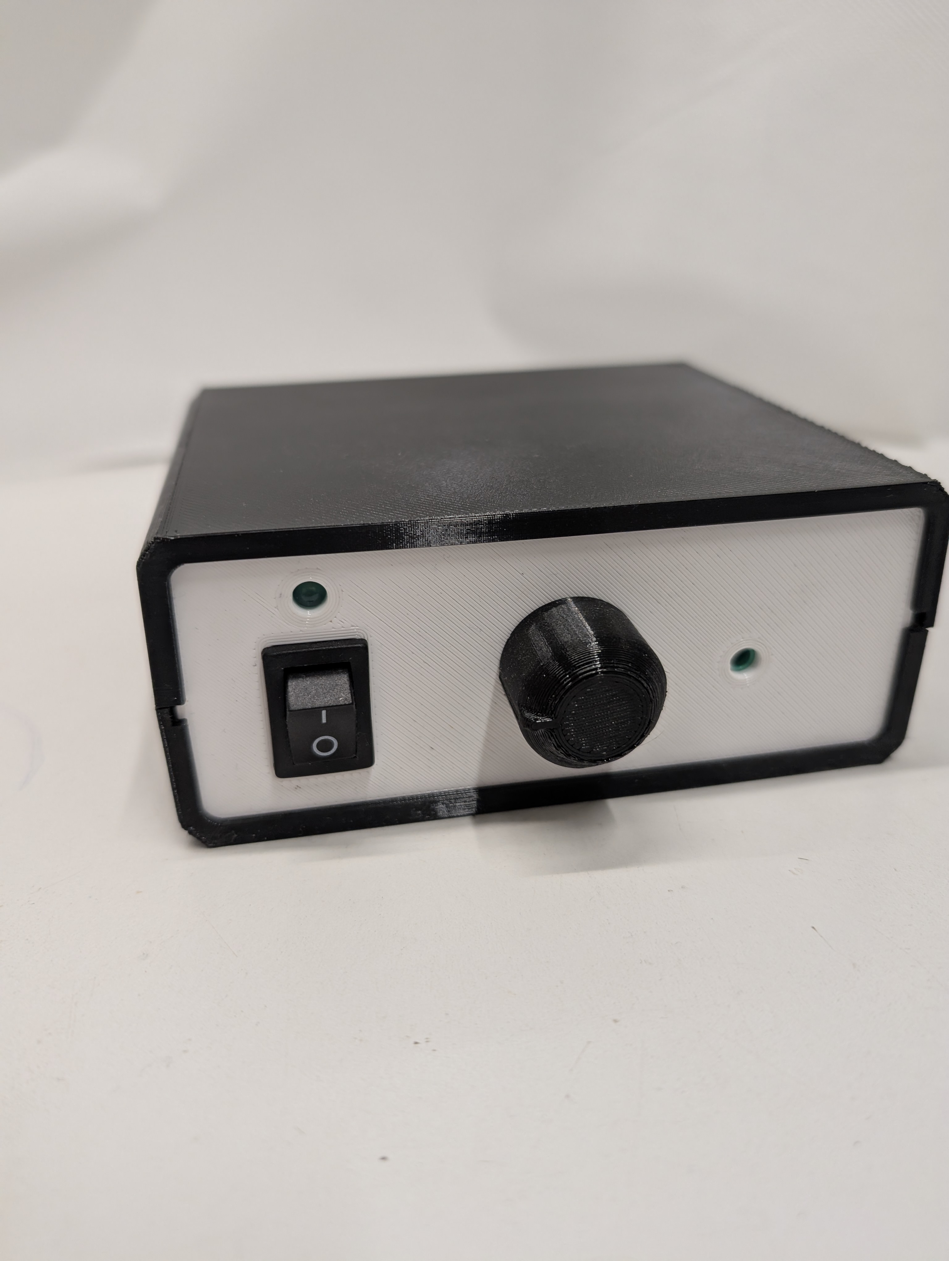 Universal electronics enclosure – flat front & back panels
