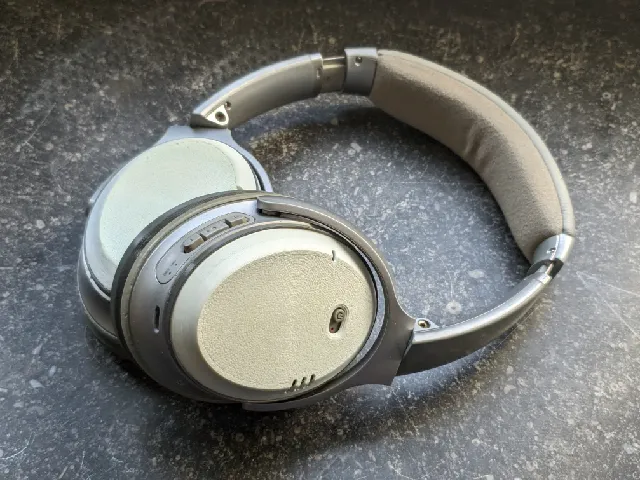 Bose QuietComfort 35 custom ear cups