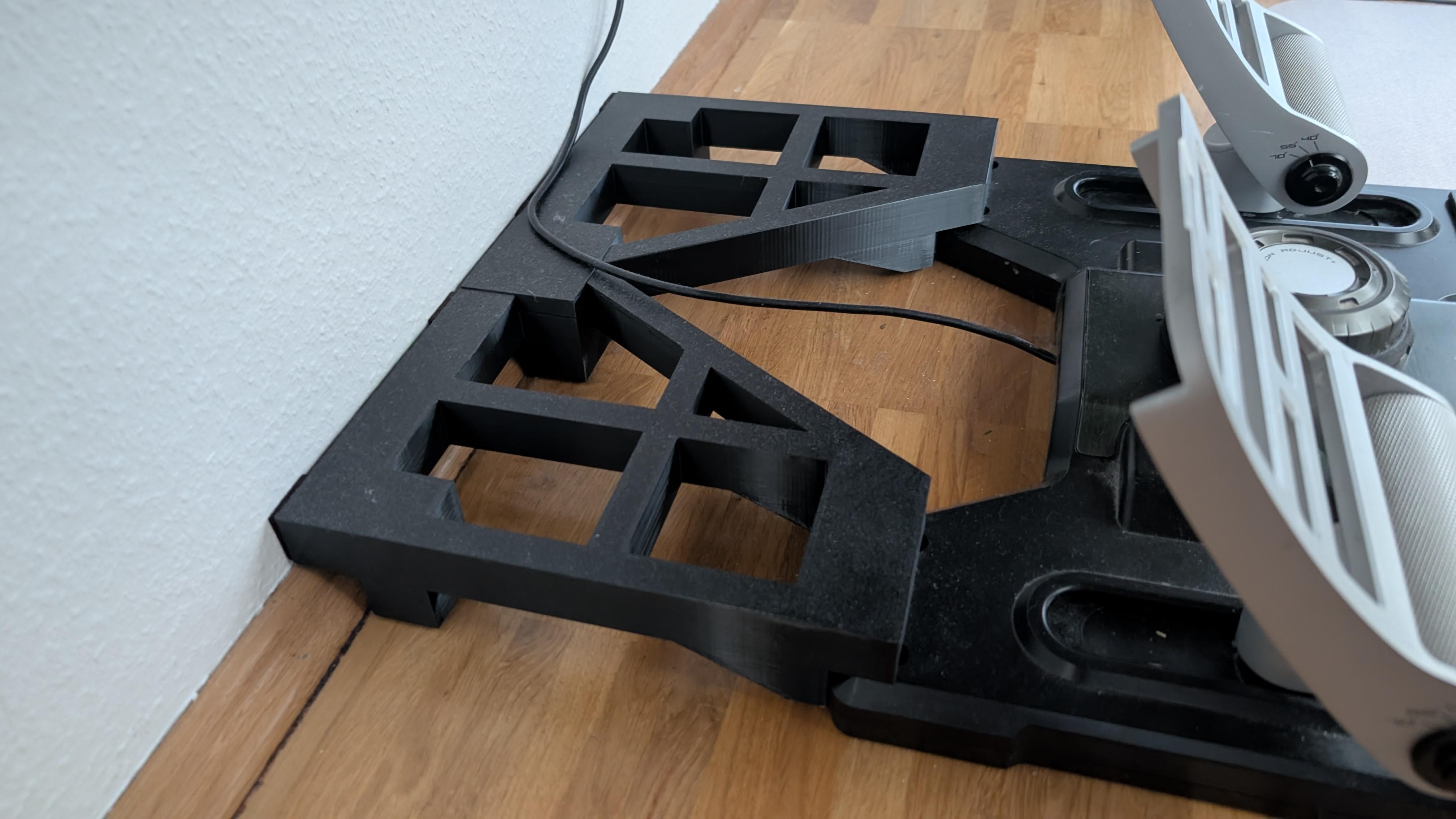Saitek Combat Rudder Pedals Spacer