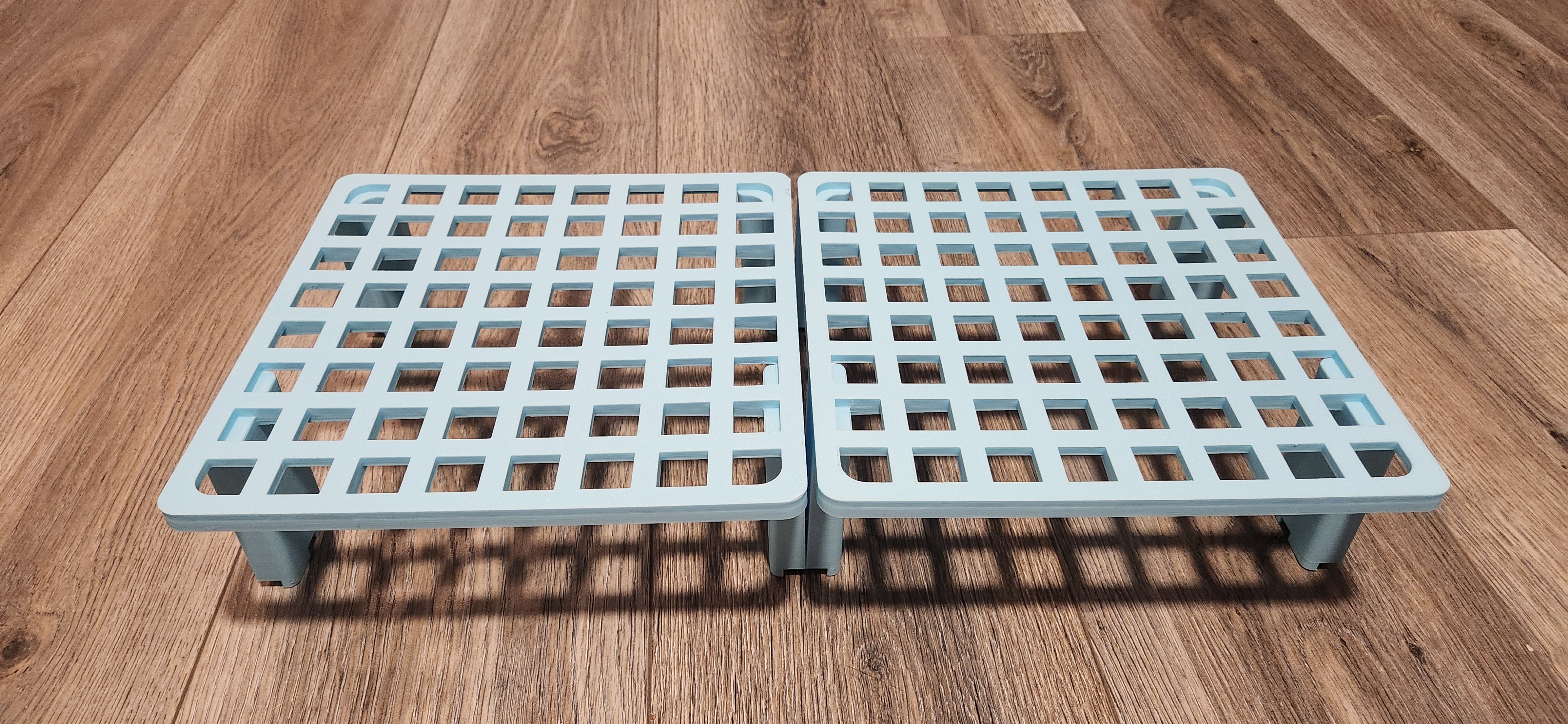 Miniatura 5 do modelo 3D Stackable Desk Shelves