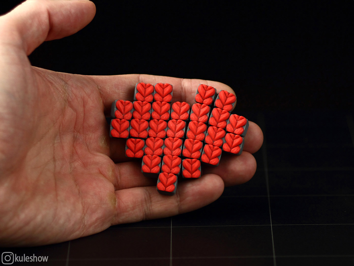 Knitted Flexible Pixel Heart — miniatura 3