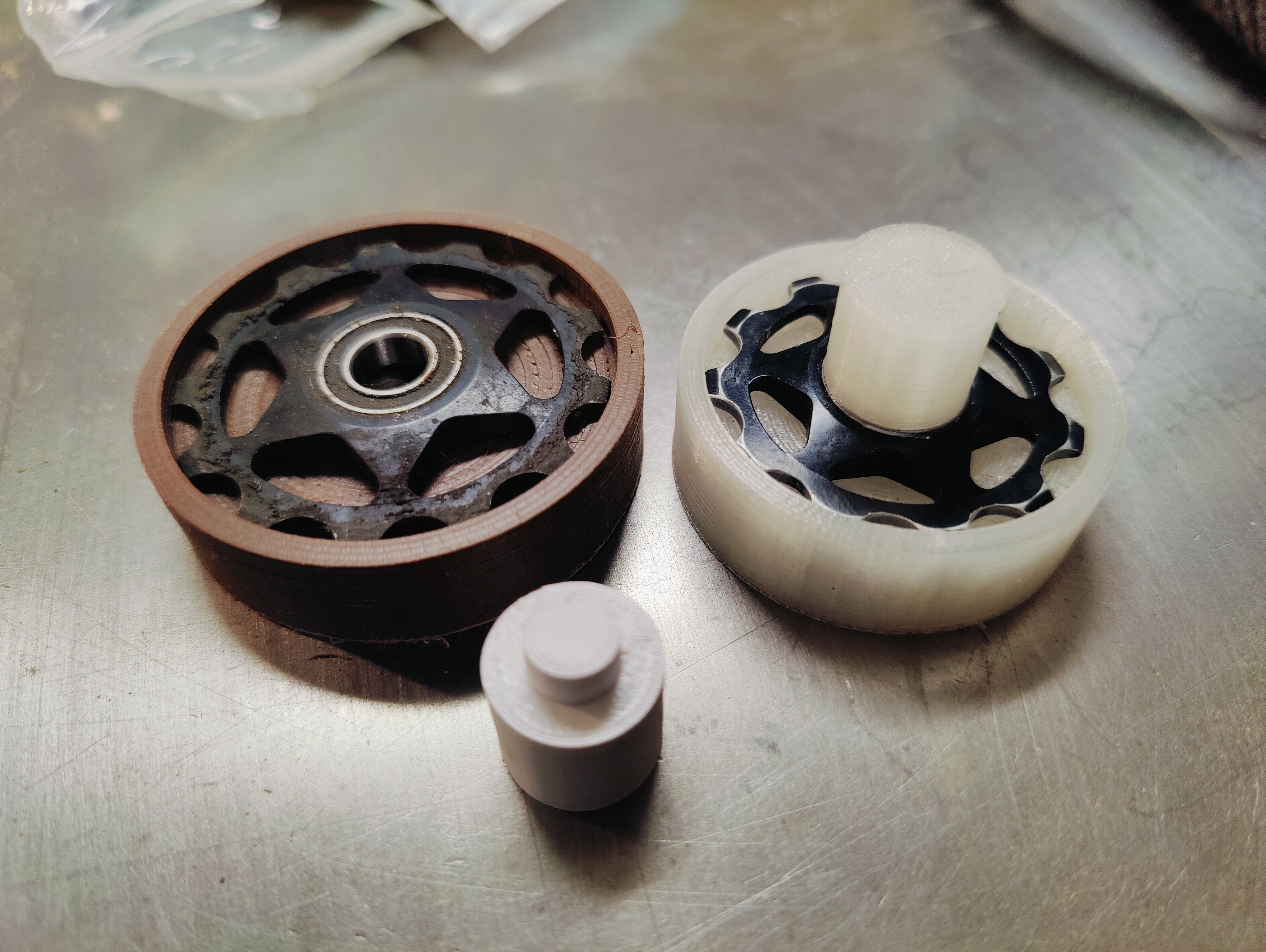 Bicycle derailleur pulley wheel bearing press