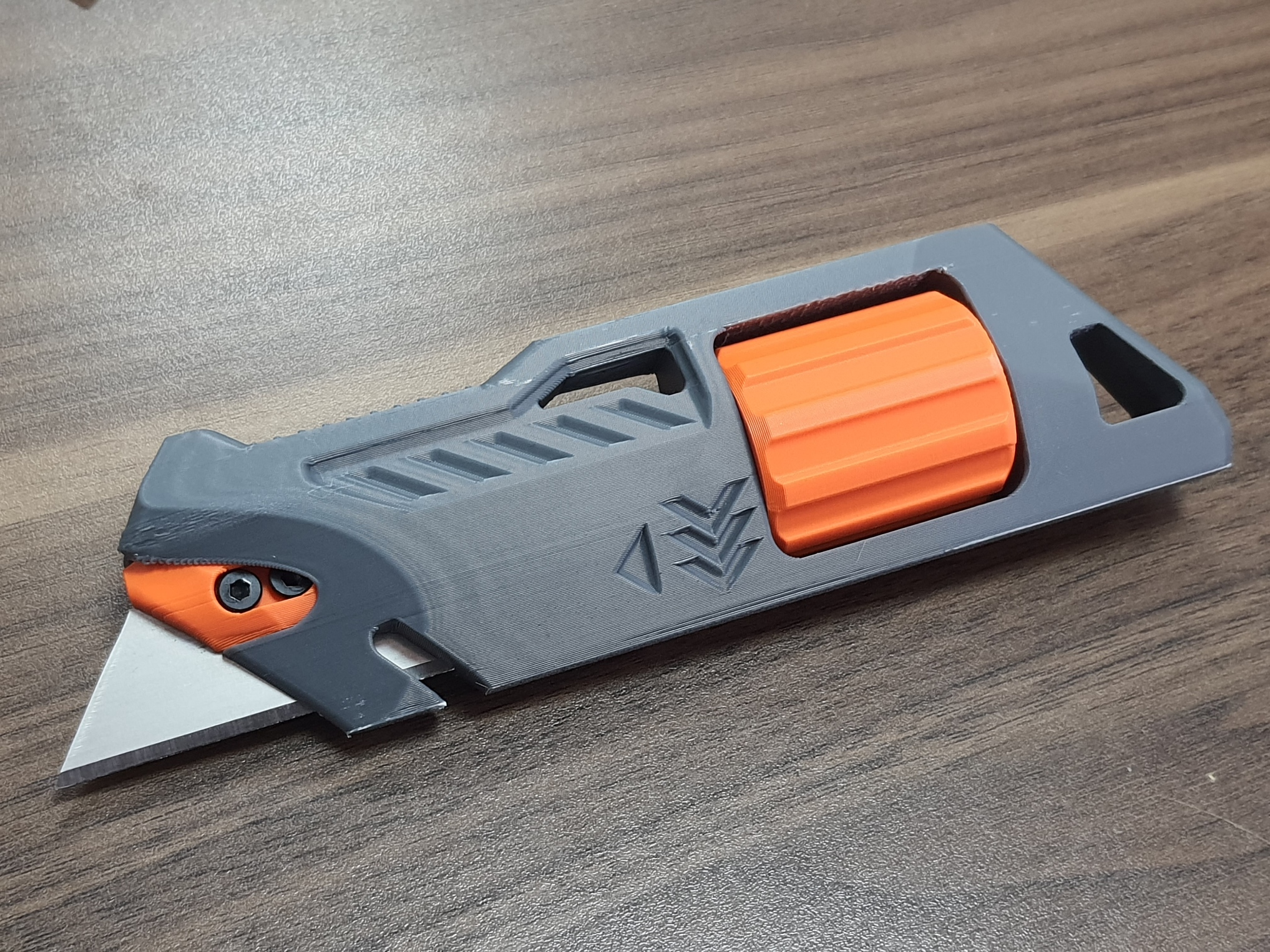 Miniatura 5 do modelo 3D Adjustable Utility knife (optimized remix)