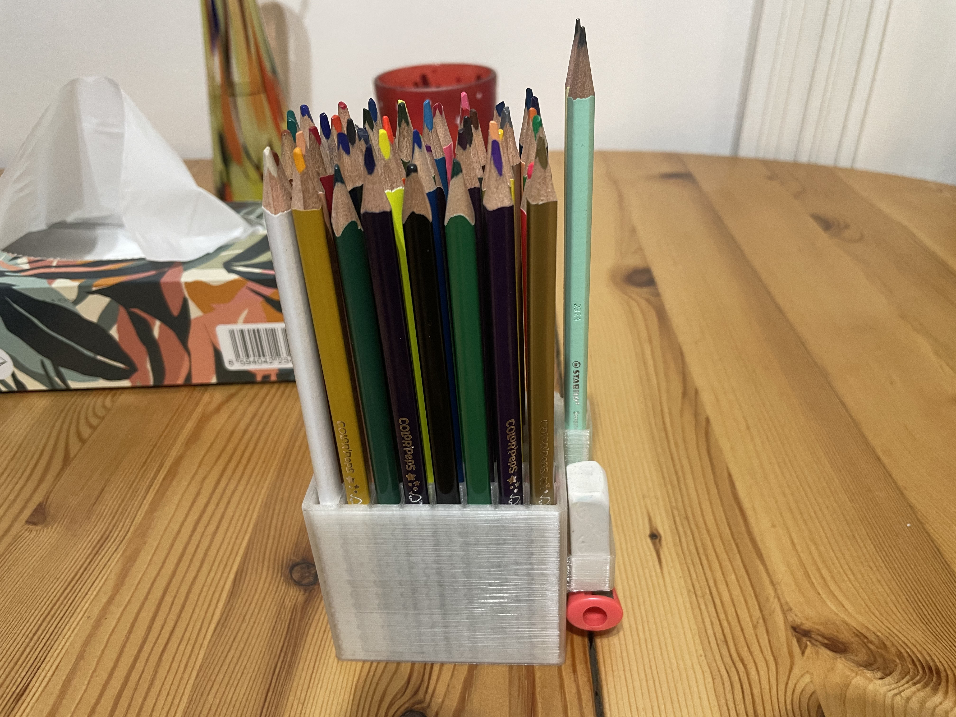 colored pencil stand (48+2 pencils) with pencil eraser slot and pencil sharpener magnetic holder #freecad — thumbnail 3