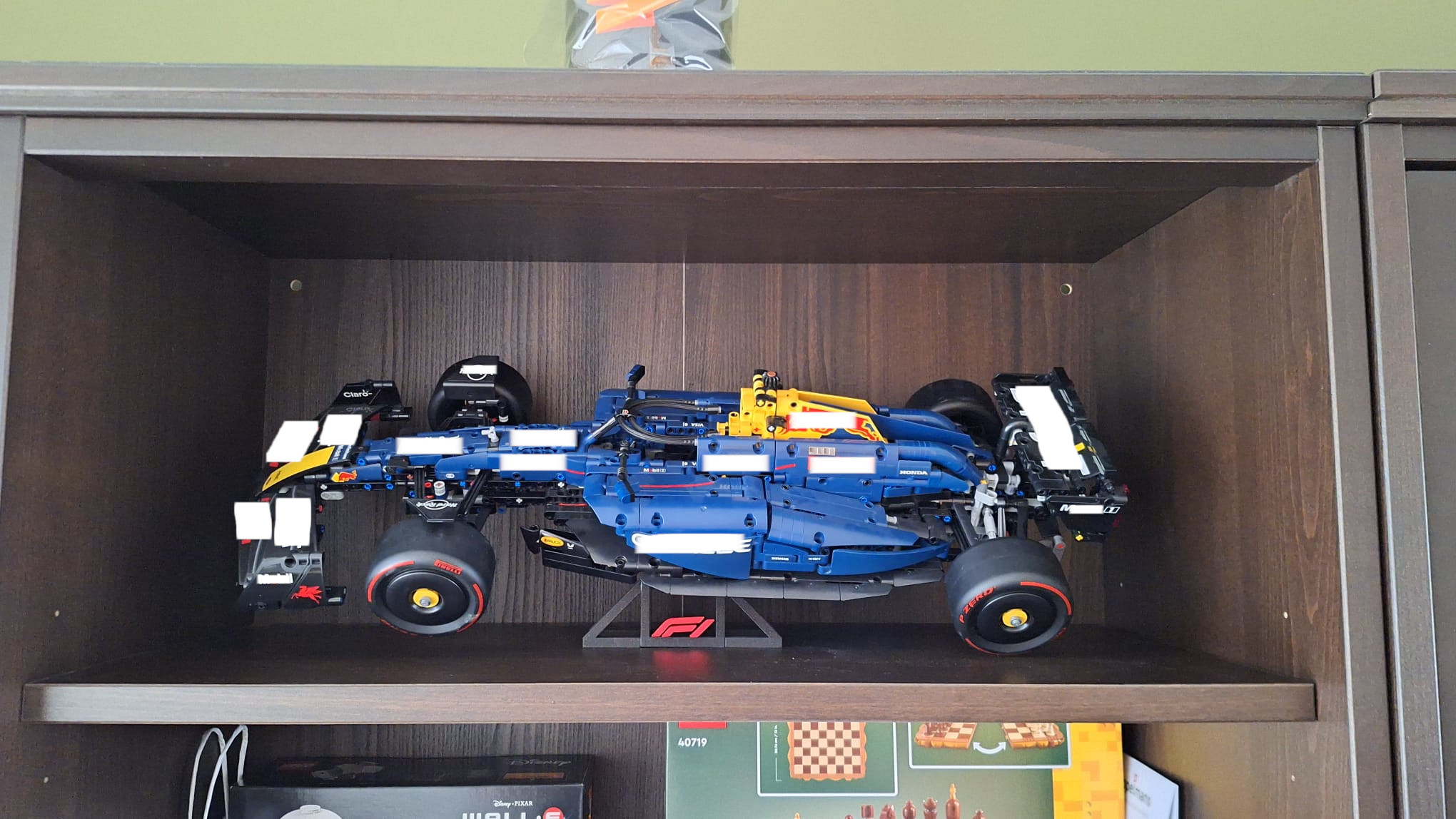 F1 car lego set angled mount