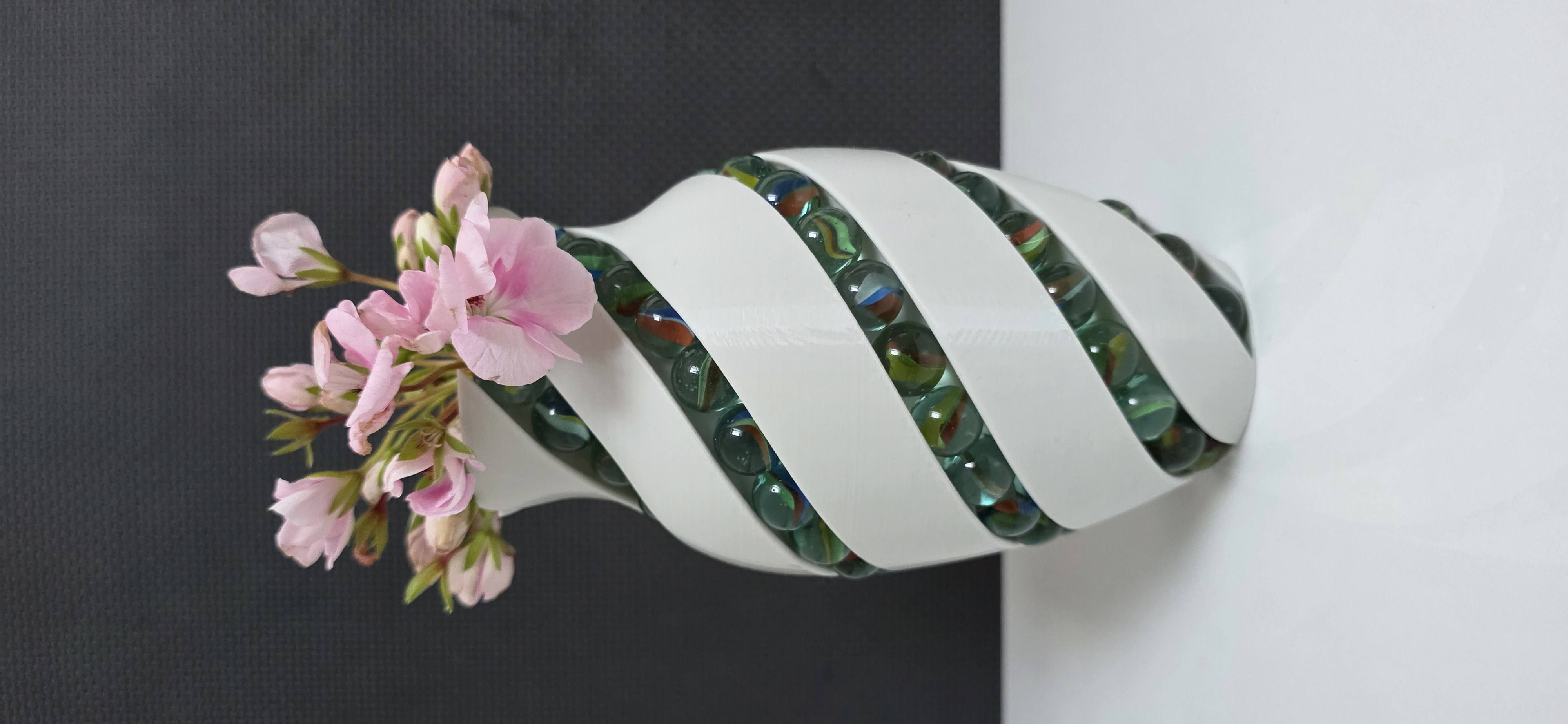 Marble Vase "Pola"