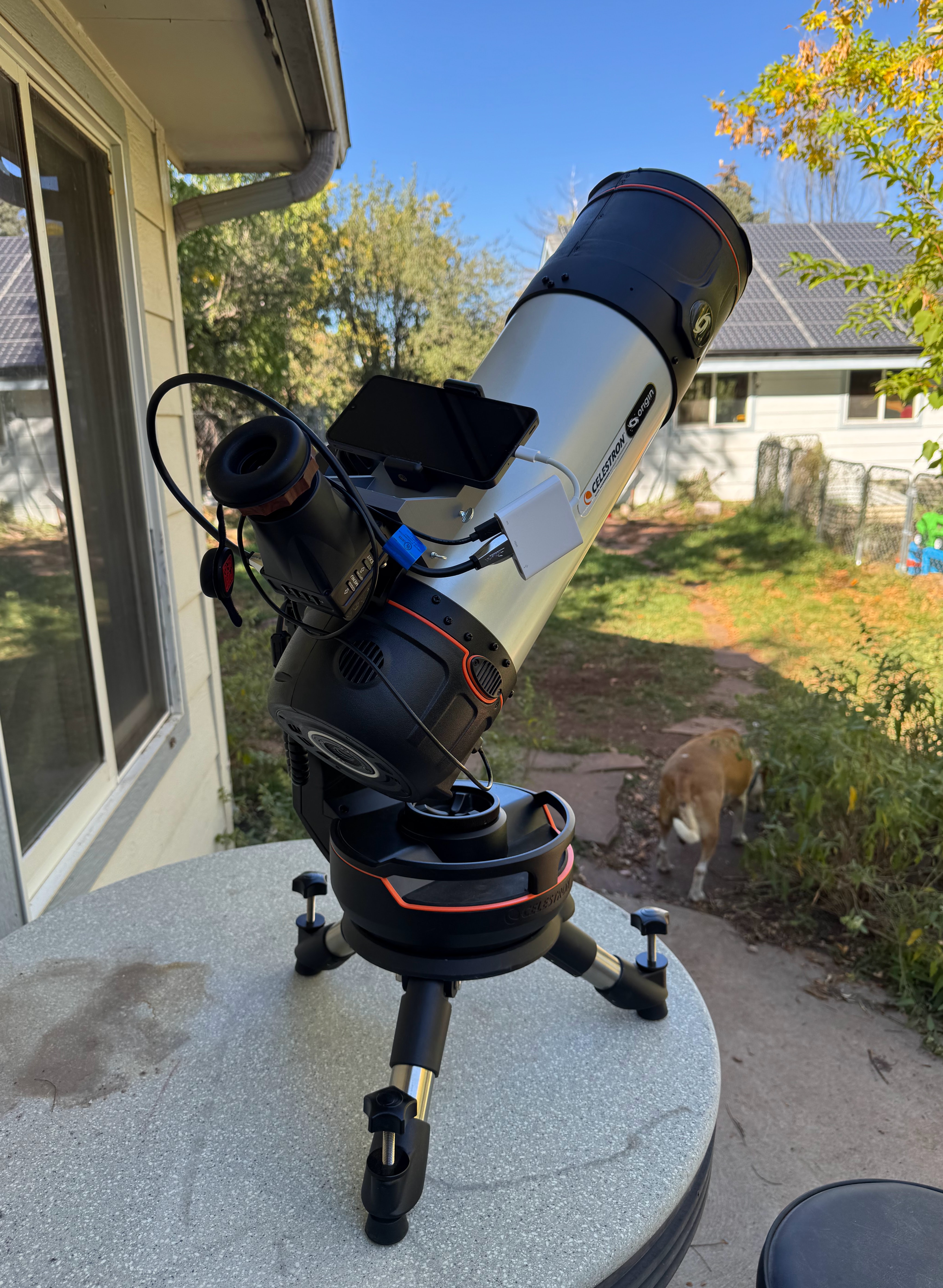 Electronically Assisted Astronomy (EAA) phone/viewer mount