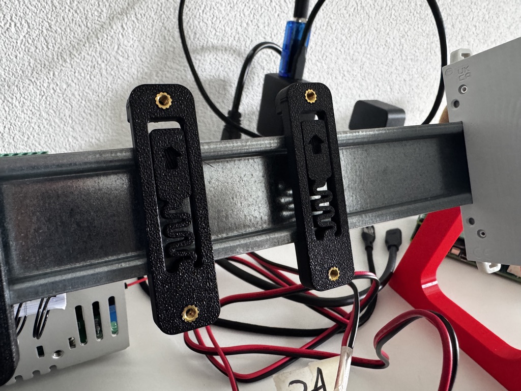 DIN Rail Bracket 58mm (Heat Insert & Screw Version) 3D model thumbnail