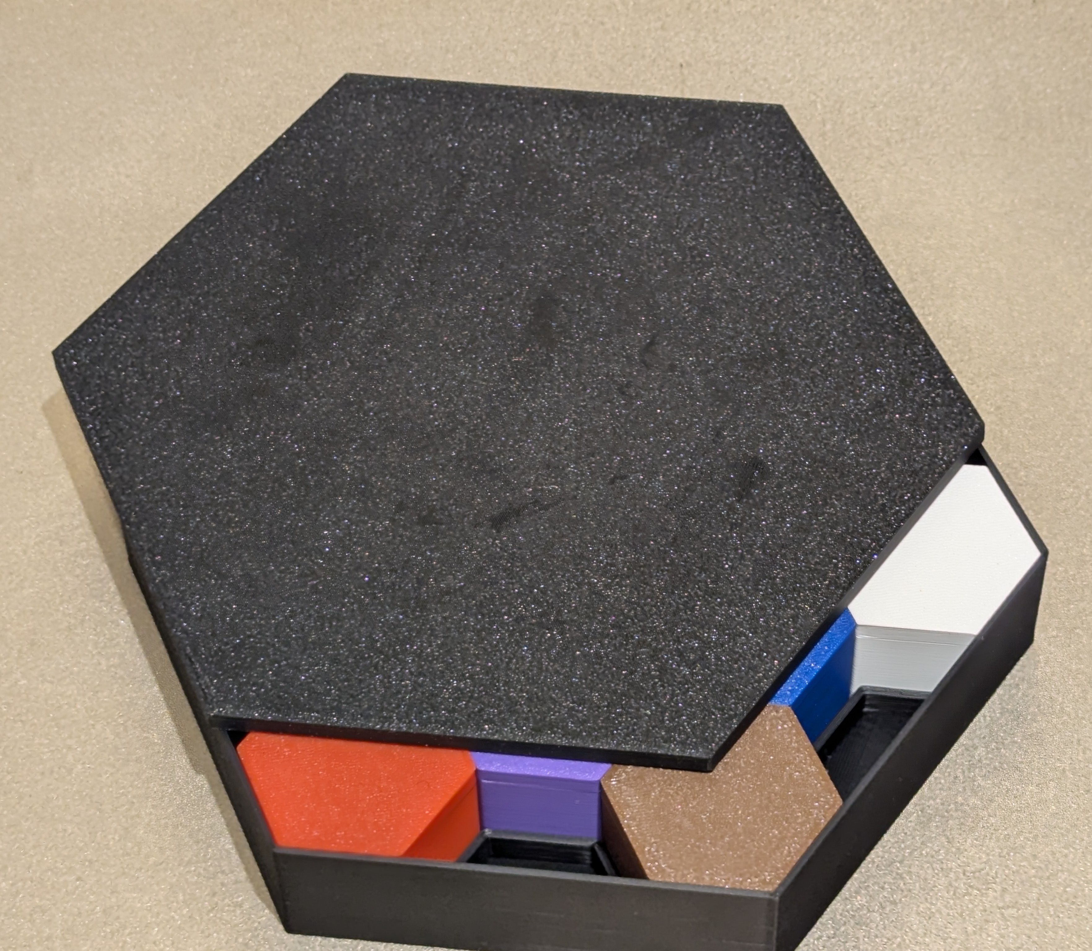 Miniatura 4 do modelo 3D Hex Boxes and Storage Case